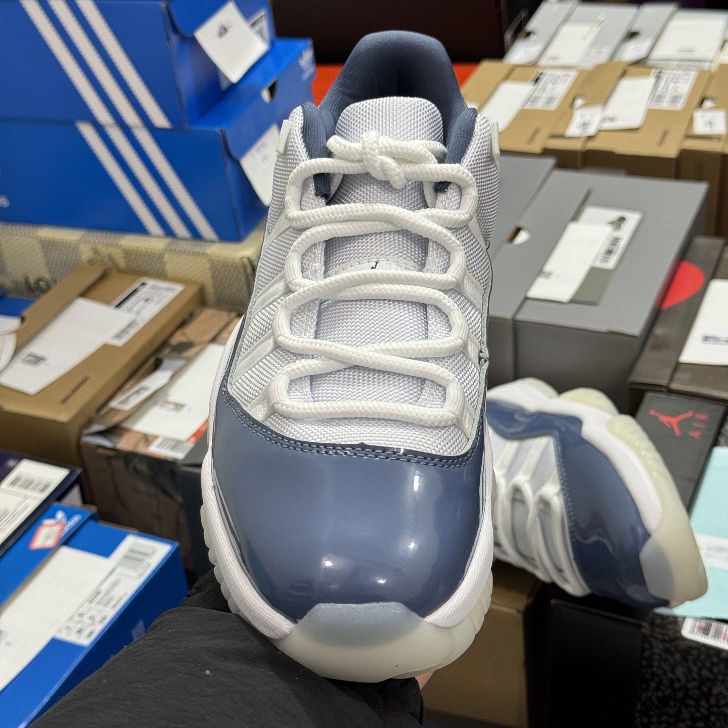 Air Jordan 11 Retro Low FV5104-104