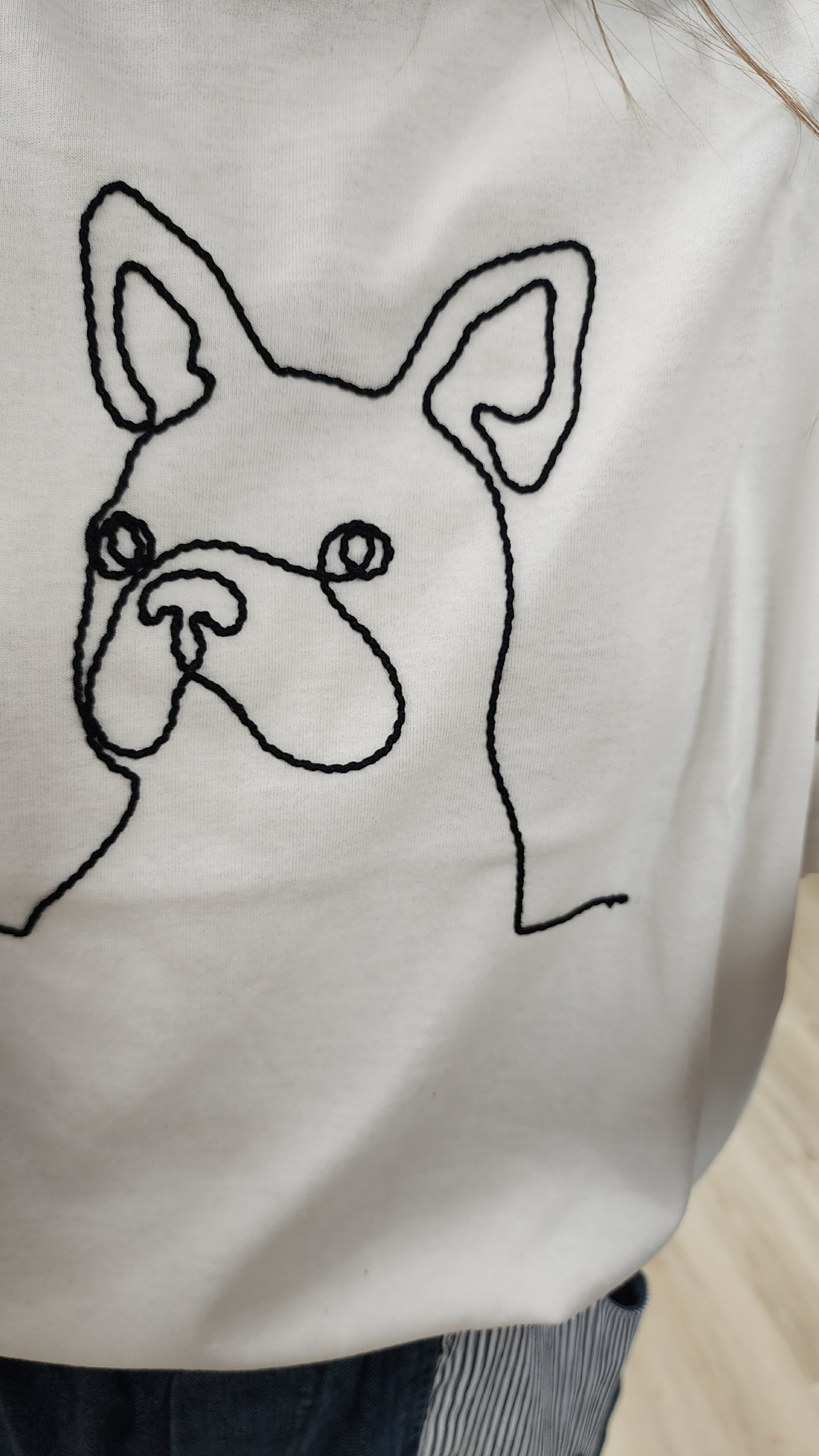 日牌白拼立體繩狗狗圖案棉Tee
