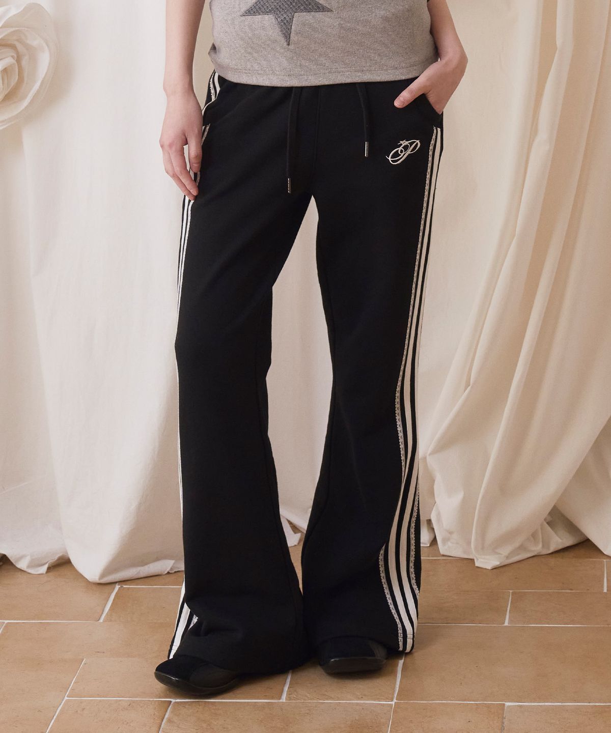 🇰🇷訂購｜PRENDA 26SS｜LACE LINE SWEAT BOOTS CUT PANTS 2色 