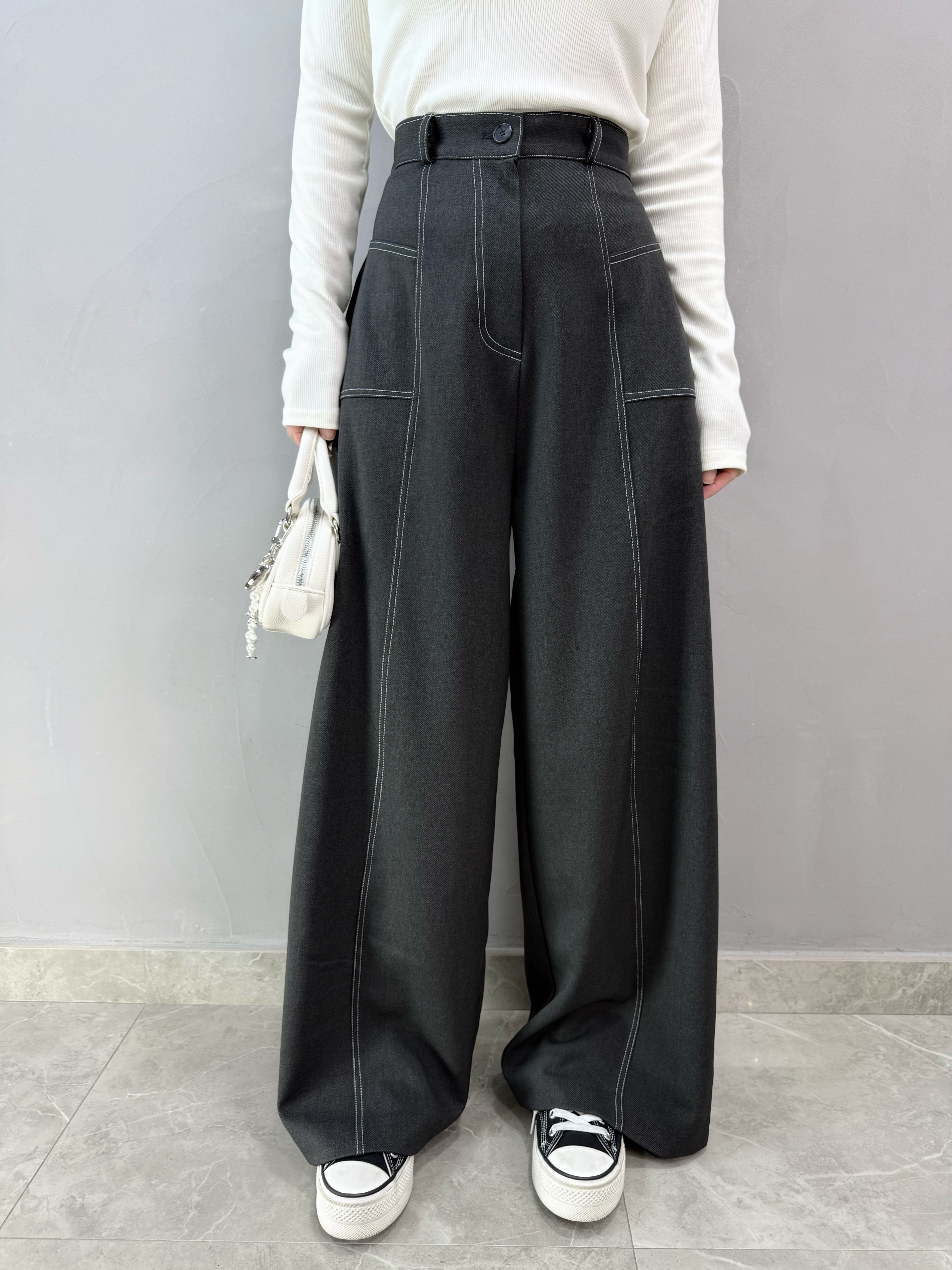 I86 車明線西裝料闊褲