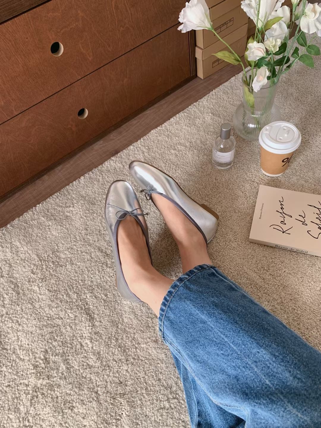 Ribbon ballet flat shoes