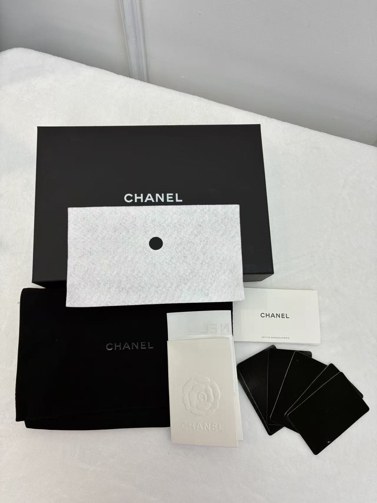 Chanel香奈兒 WOC黑銀荔枝皮.Fullset 附送護袋三寶