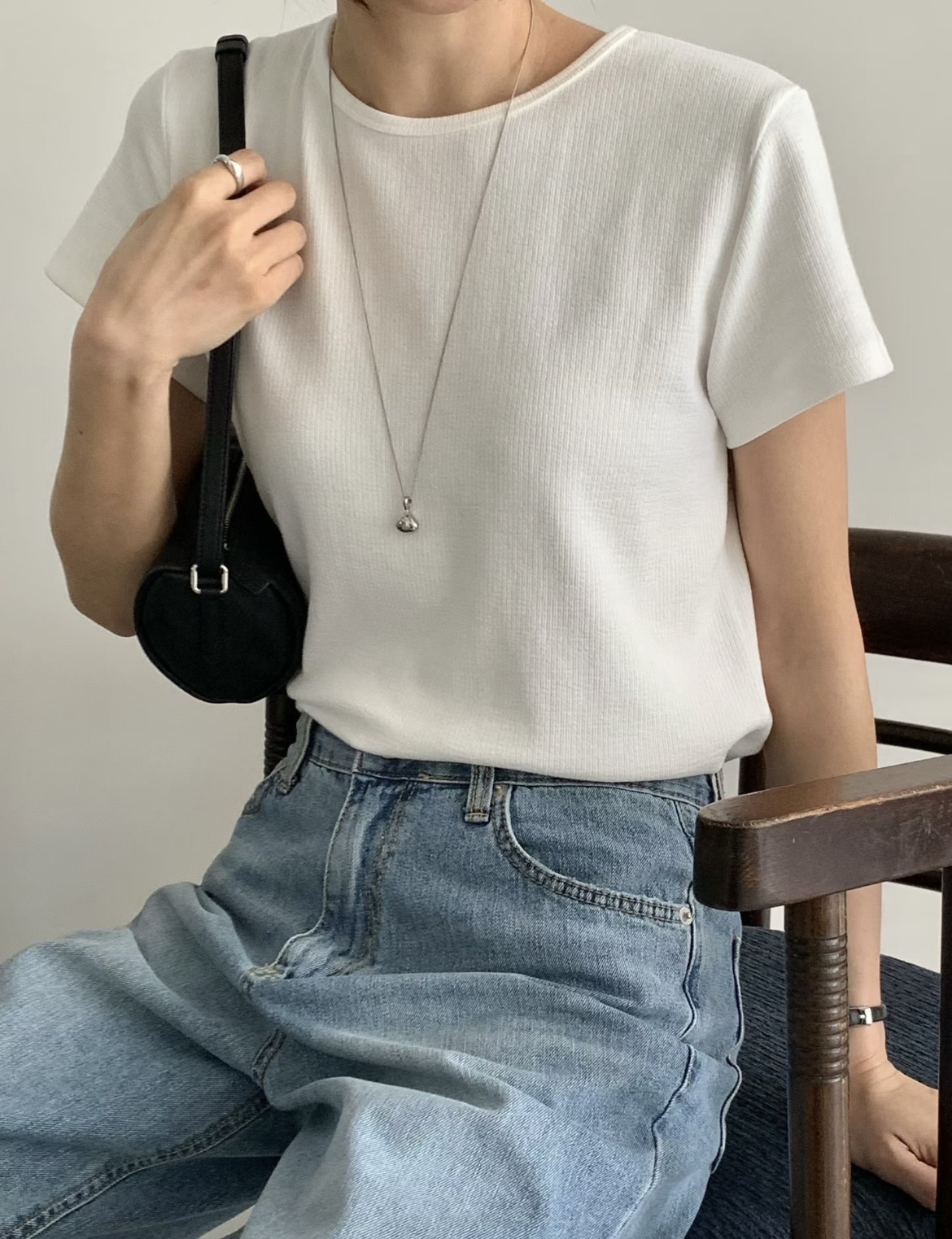 ❥ 素 色 百 搭 上 衣 。限時成本價$98。