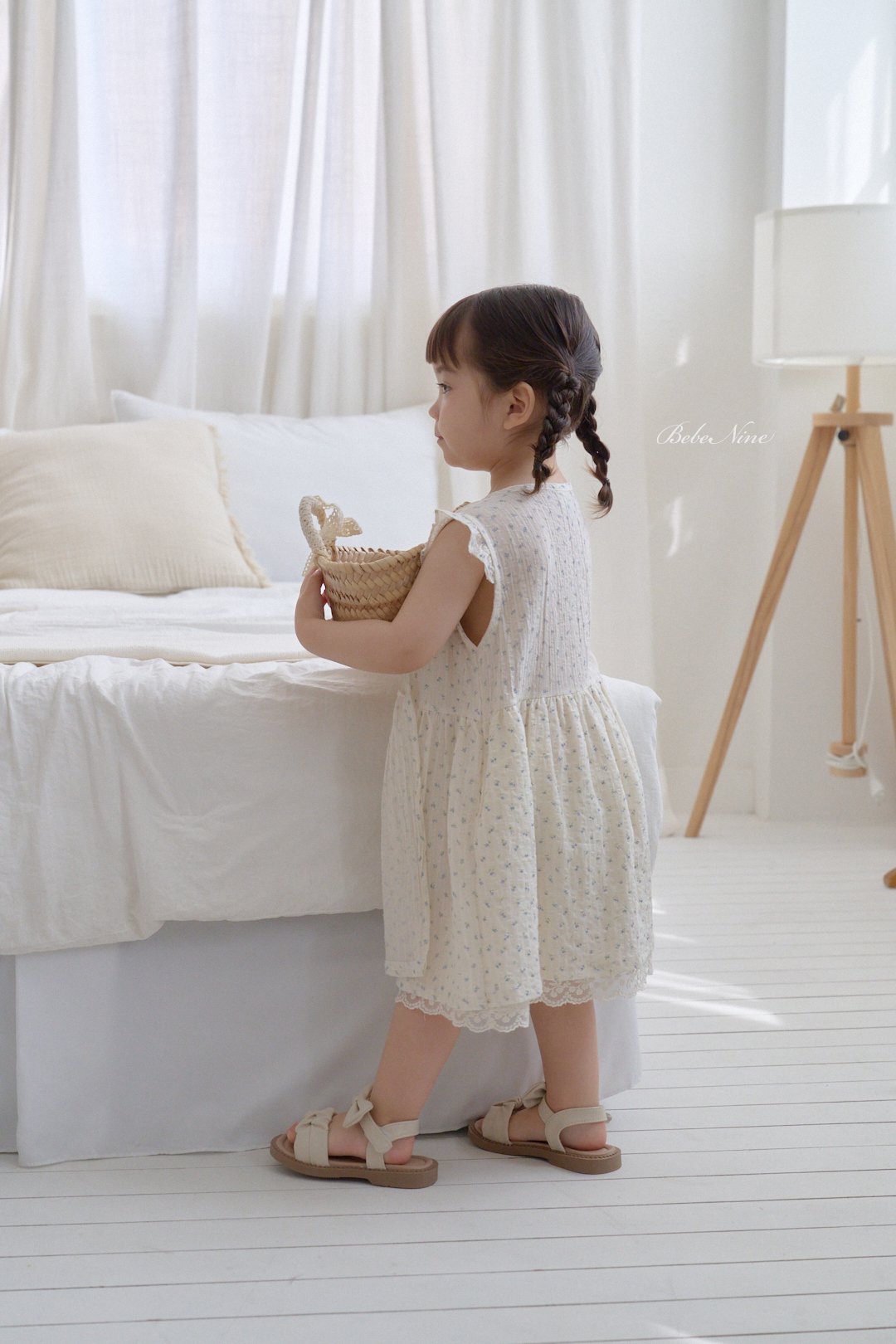 ☀️預訂 韓國直送☀️🇰🇷Bebenine兩色碎花綁帶荷葉邊背心連身裙