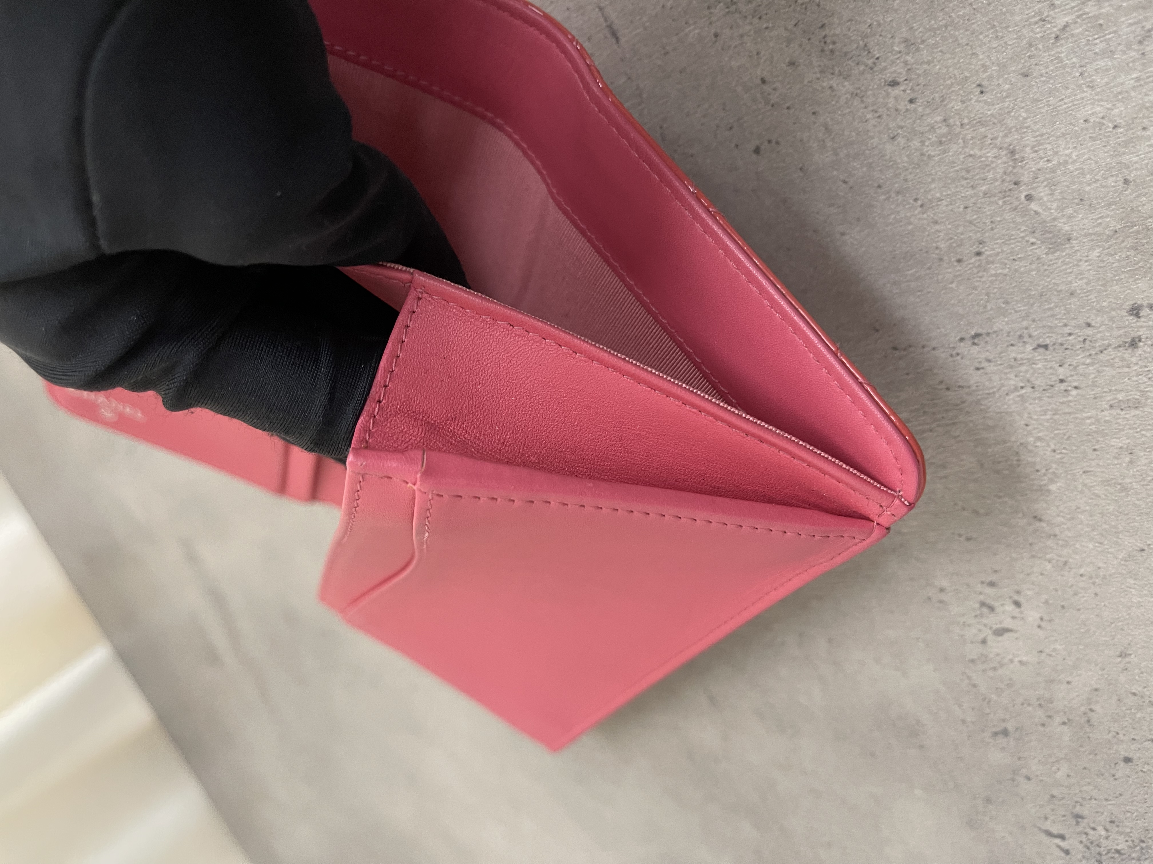 Pre-owned Chanel wallet/ Product Code: 26012509