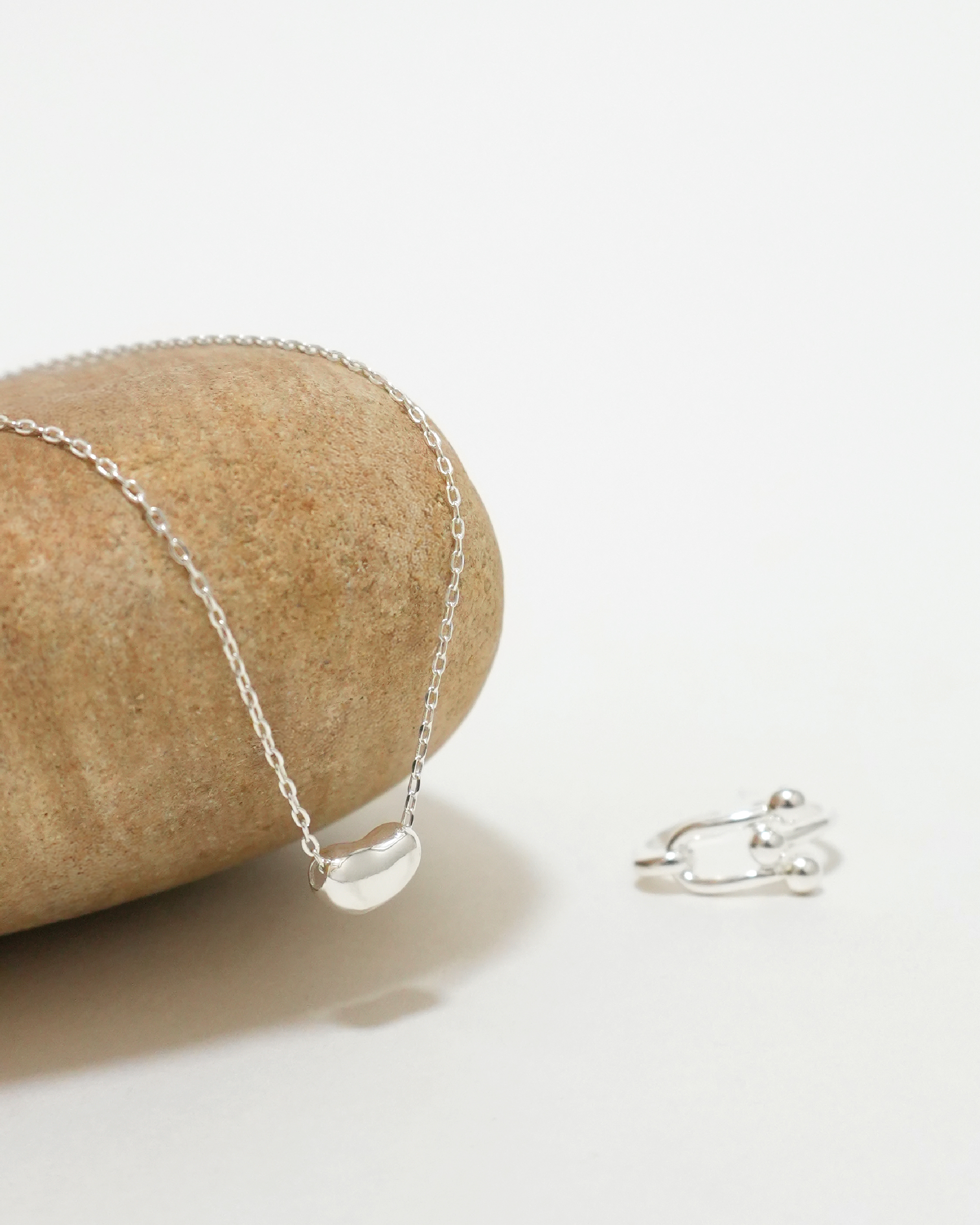 Urban U-orbit Ring