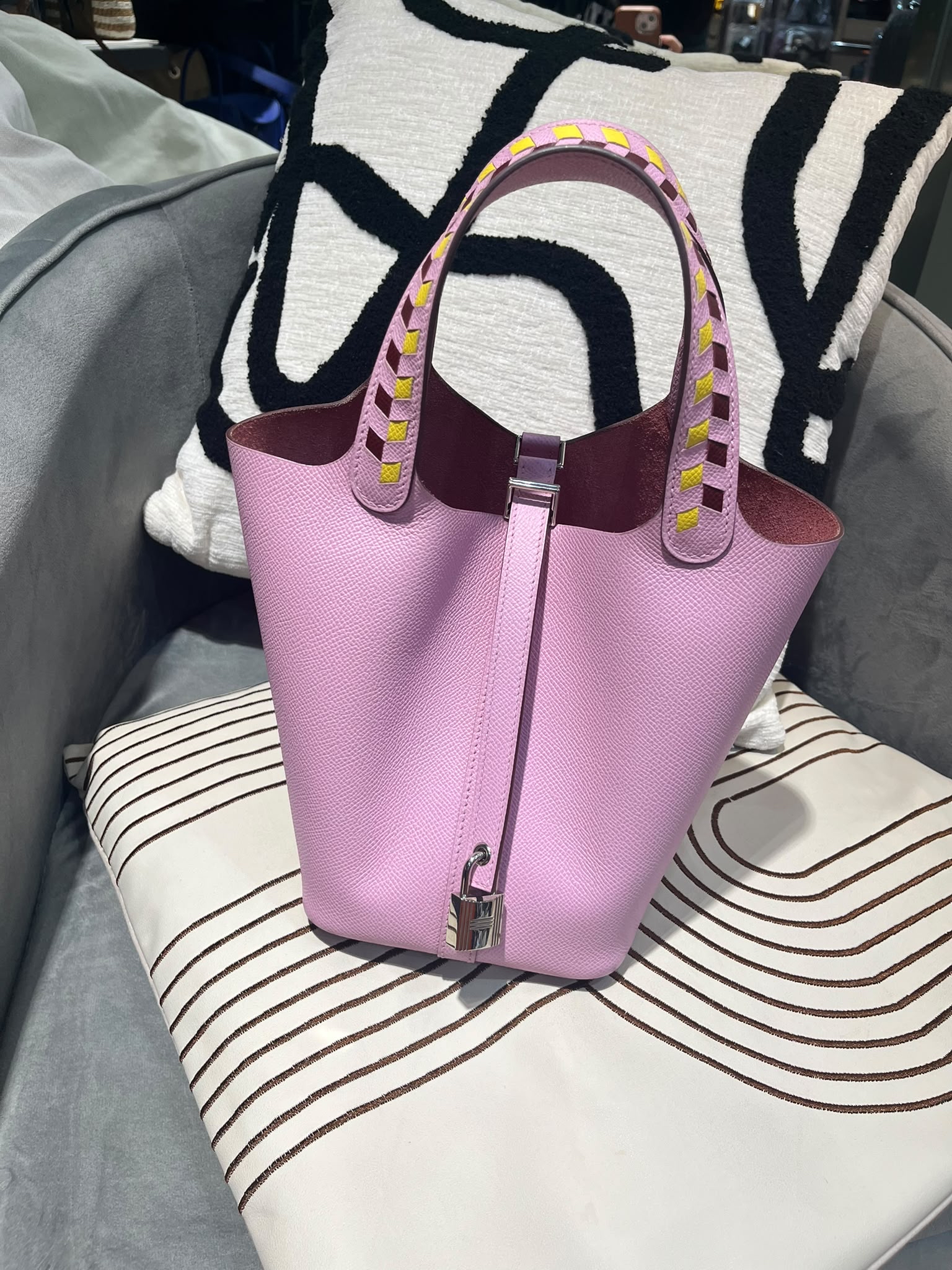 Hermes Picotin 18,錦葵紫STAMP D 特別限量款 Tressage de Cuir 系列Epsom 牛皮， 100%Authentic ,95%new ☑️Key lock ☑️dust bag 