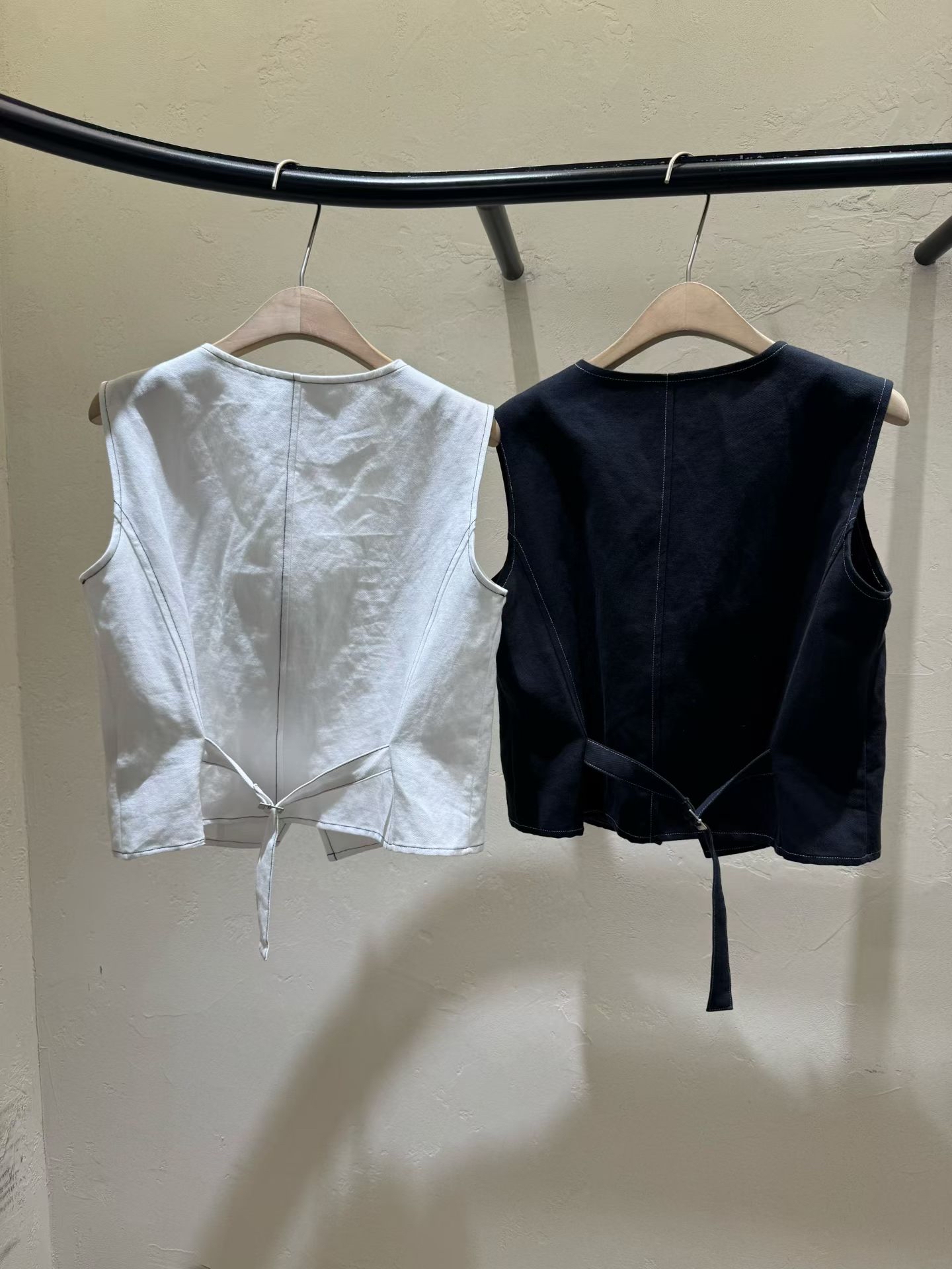 Vest outer