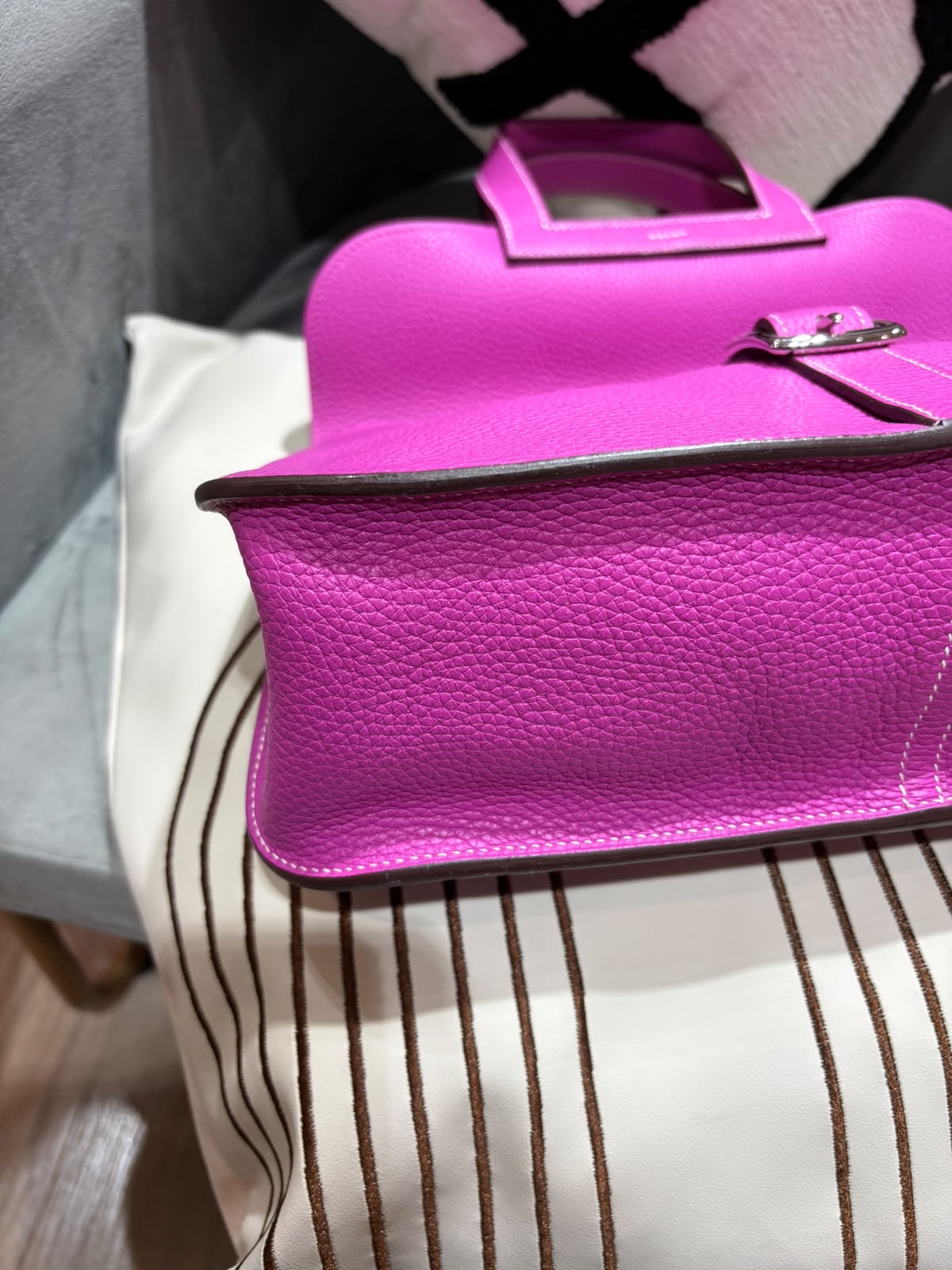 Hermes halzan 31 STAMP C 玉蘭粉銀扣 100%Authentic ,98%new✅dust bag 