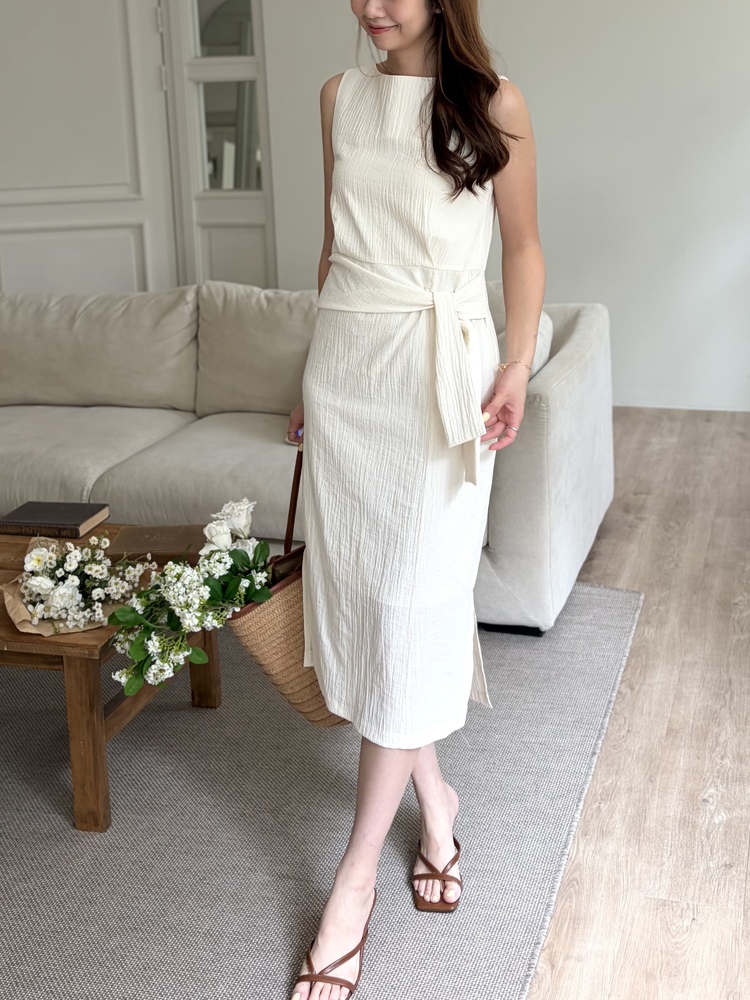 Pastelly Gathered Waist Dress (Ivory)