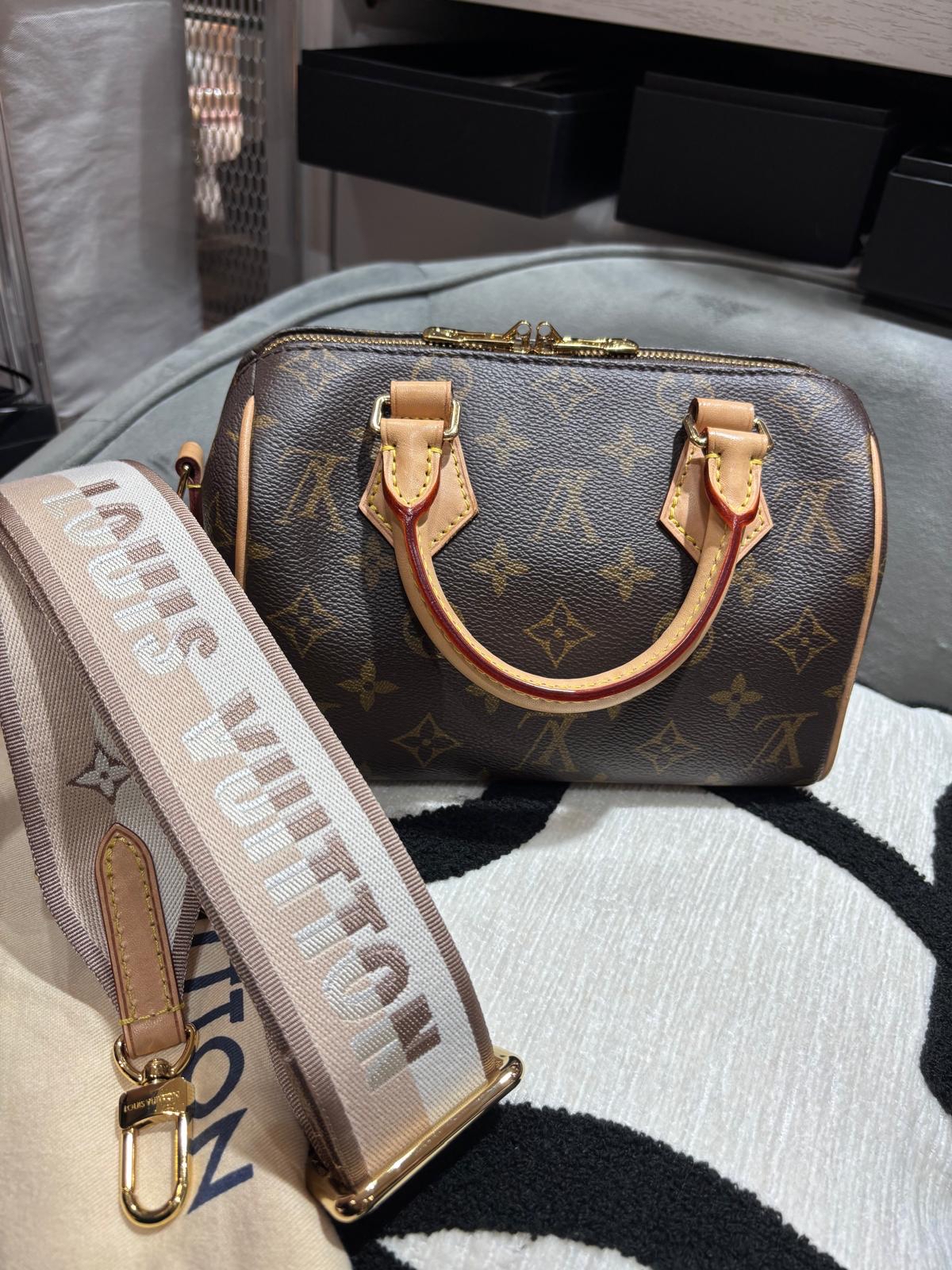 LV Speedy 20 Bandouliere Monogram M46234 100%Authentic, 95%New ✅key lock ✅Dust bag