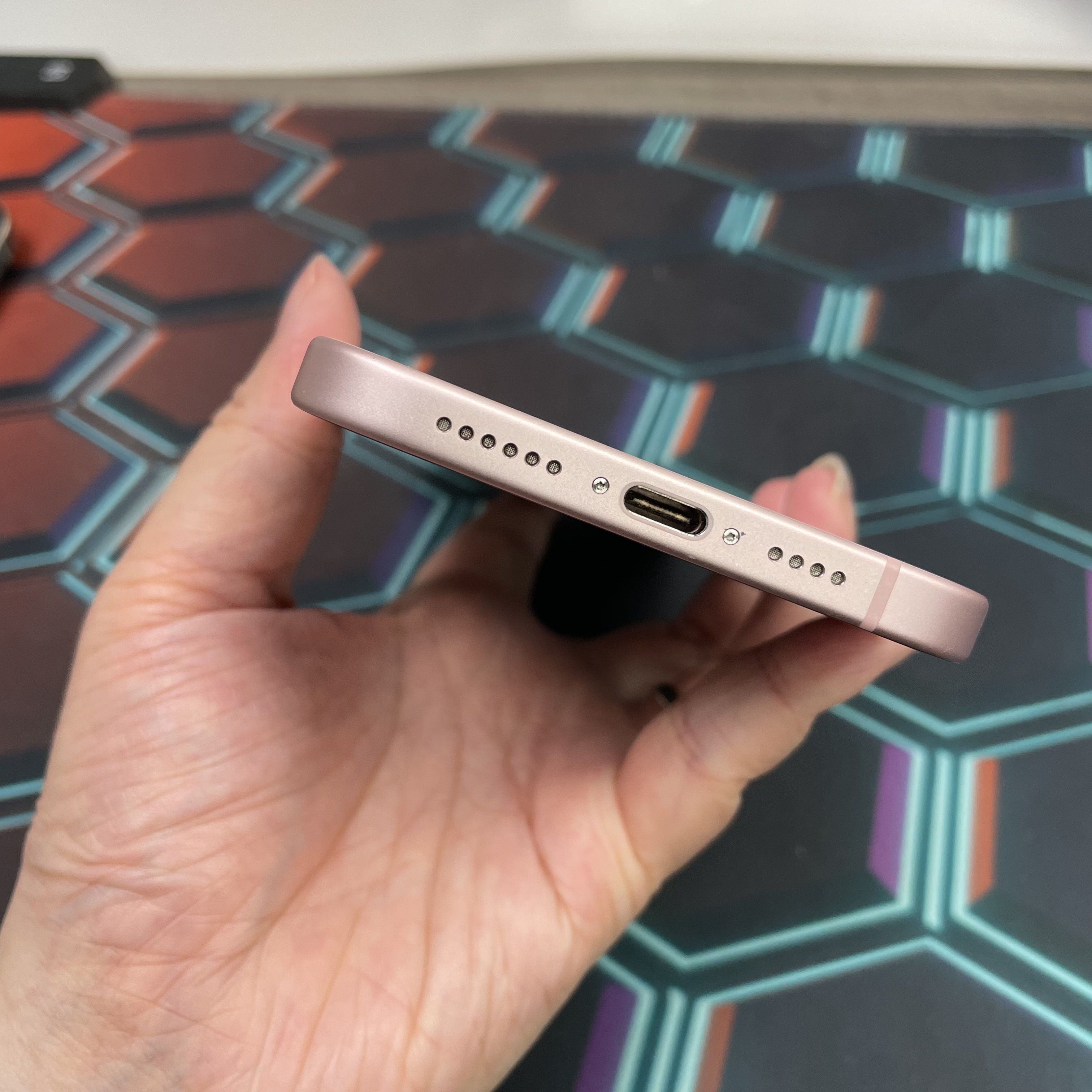 *8267 15 plus 勁靚機 256GB 電82 粉色 pink