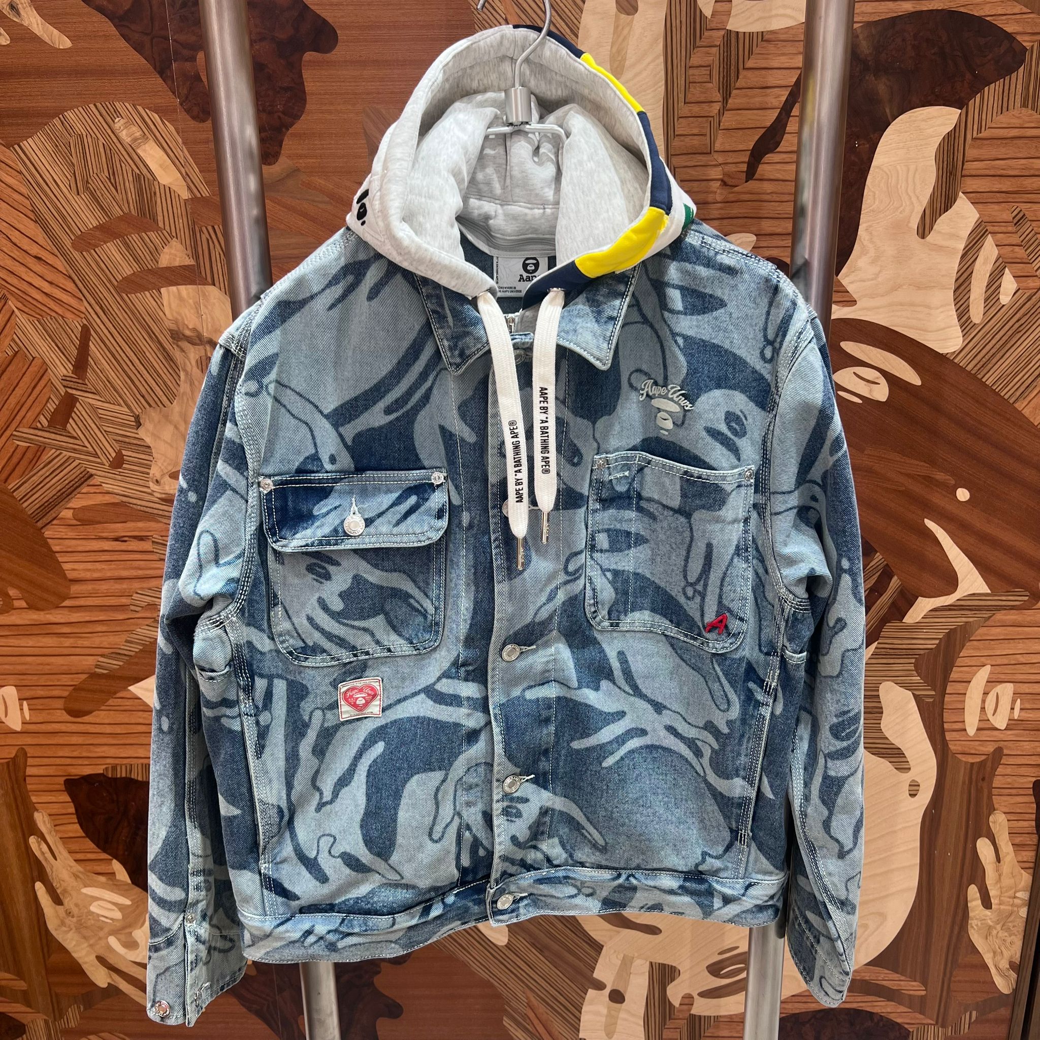 AAPE AAPEUNVS moonface hooded camo denim jacket (7772)