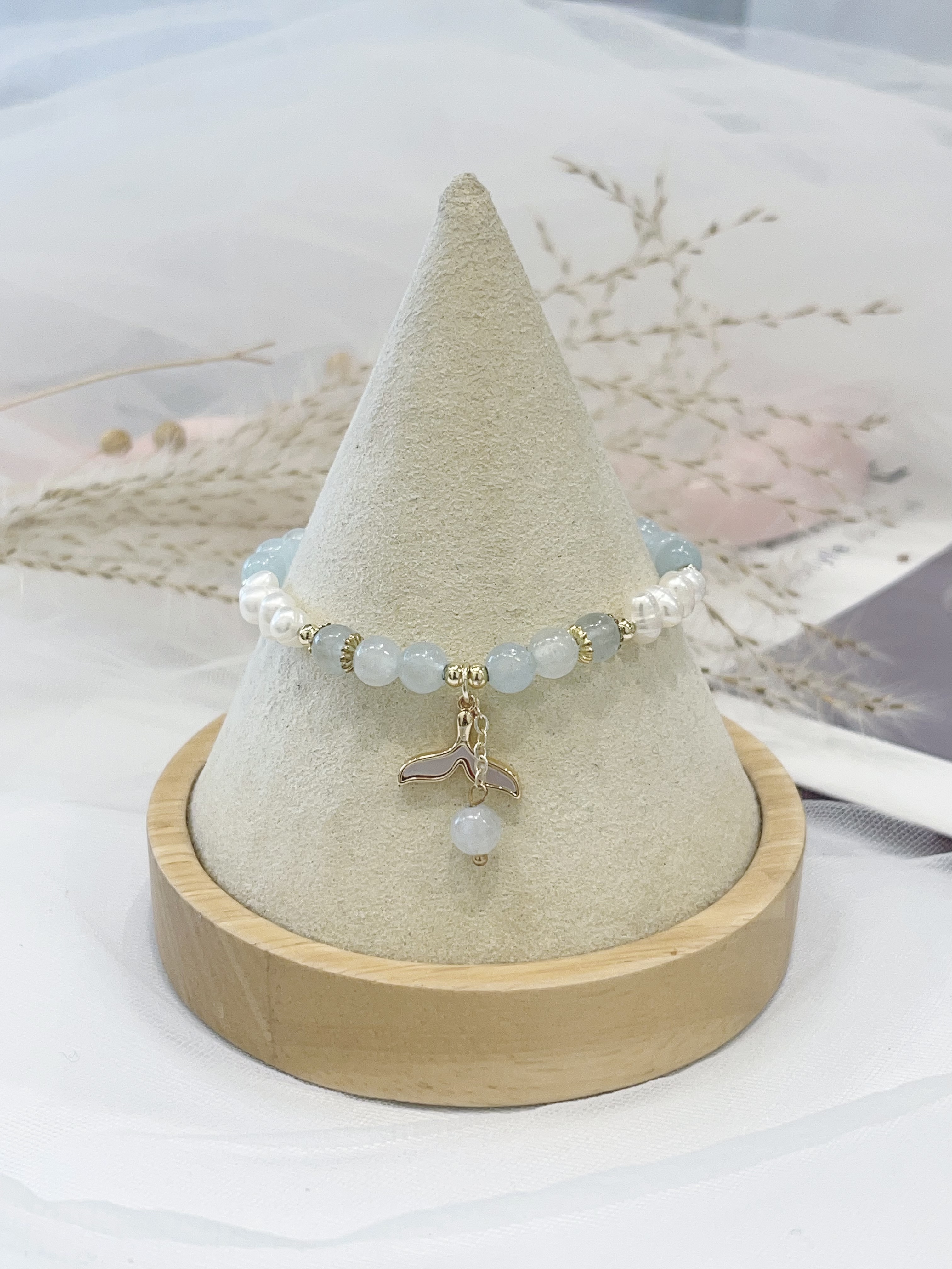 🧜‍♀️ 海蓝宝 × 淡水珍珠手串 Aquamarine & Freshwater Pearl｜6mm 人鱼尾巴设计款