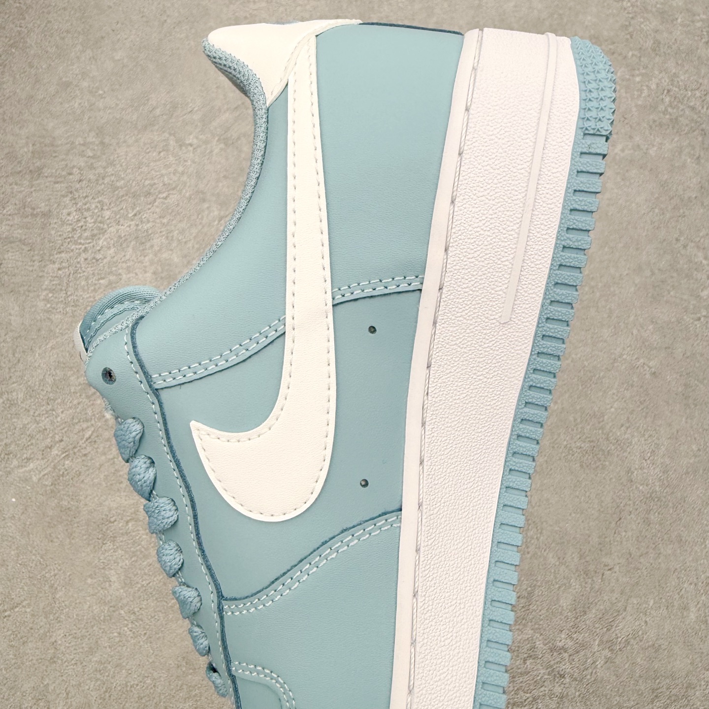 Nike Air Force 1 '07 Low FJ4146-403