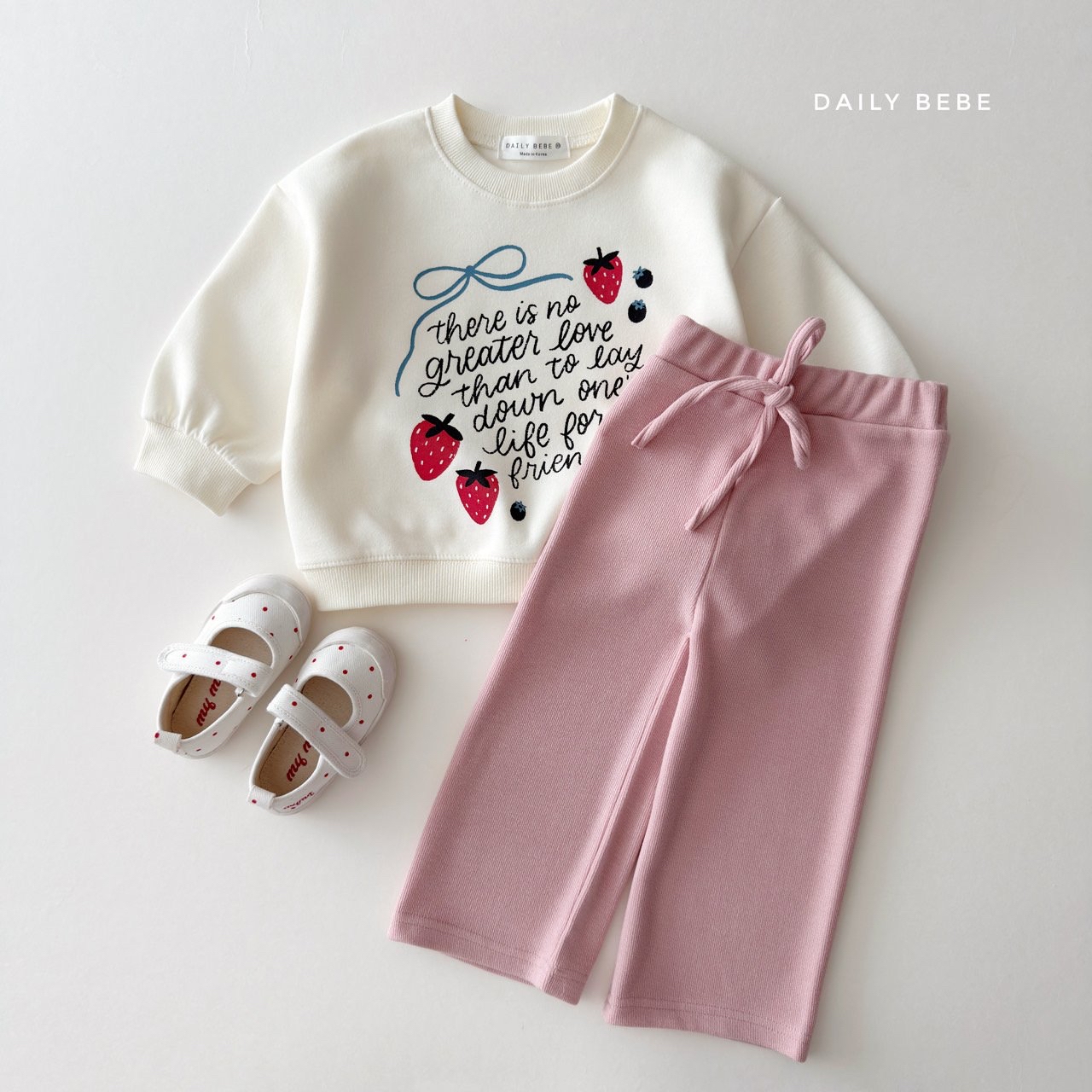 Dailybebe | Strawberry Ribbon Sweatshirt