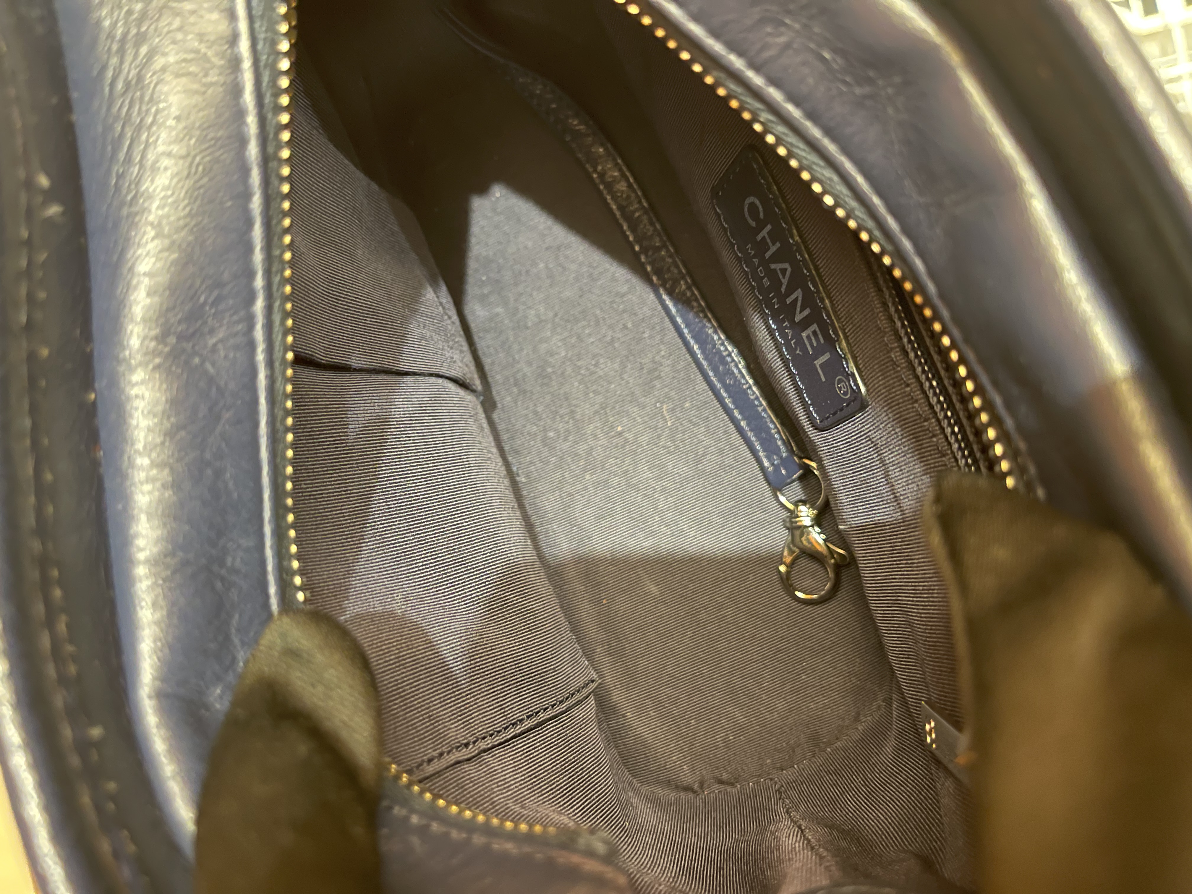 直播貨品 |  [1個-$100 2個-$300］HH03