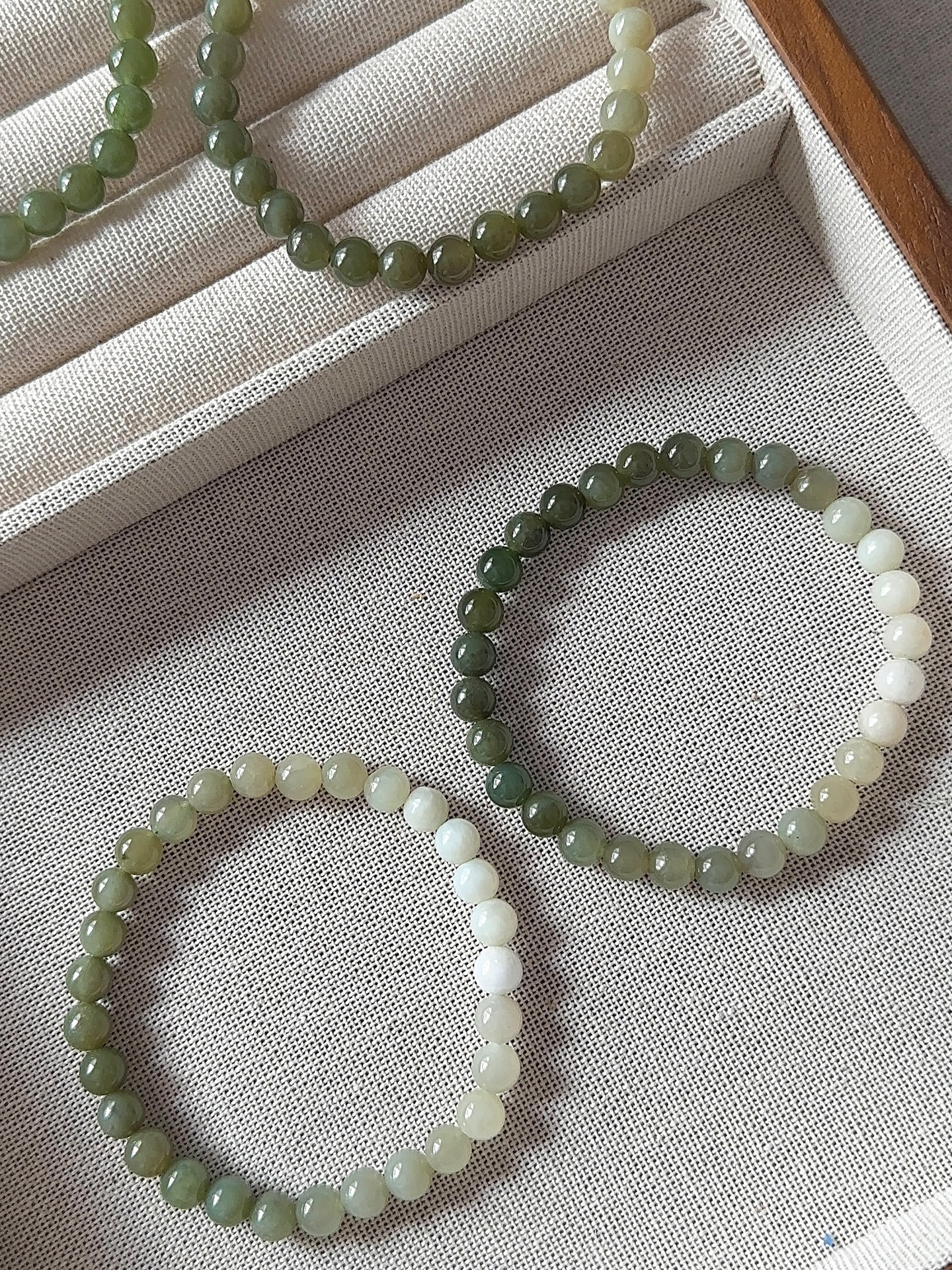 渐变和田玉 ｜ Hetian Jade