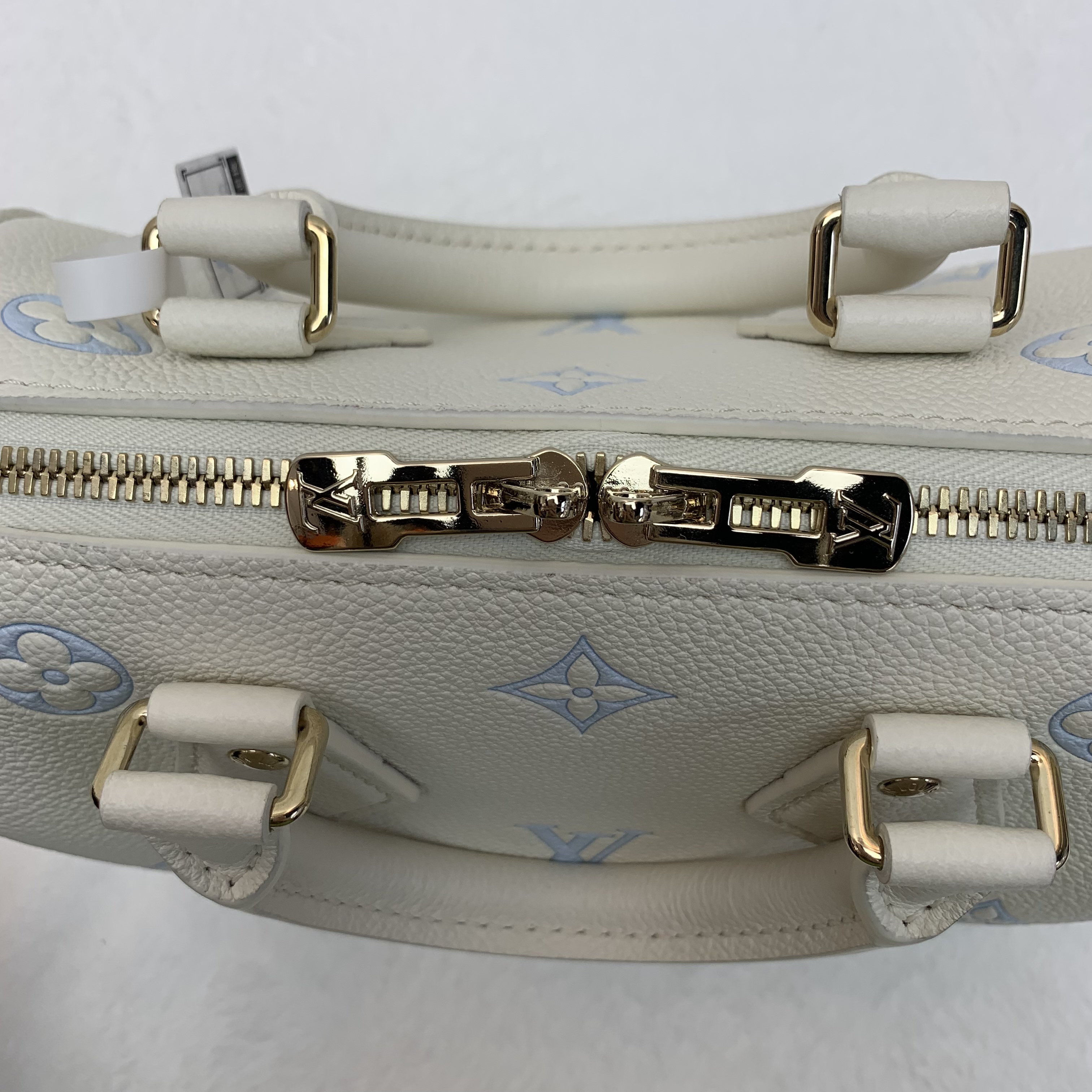 26年3月份正單閒置新🤍🩵LV speedy 20