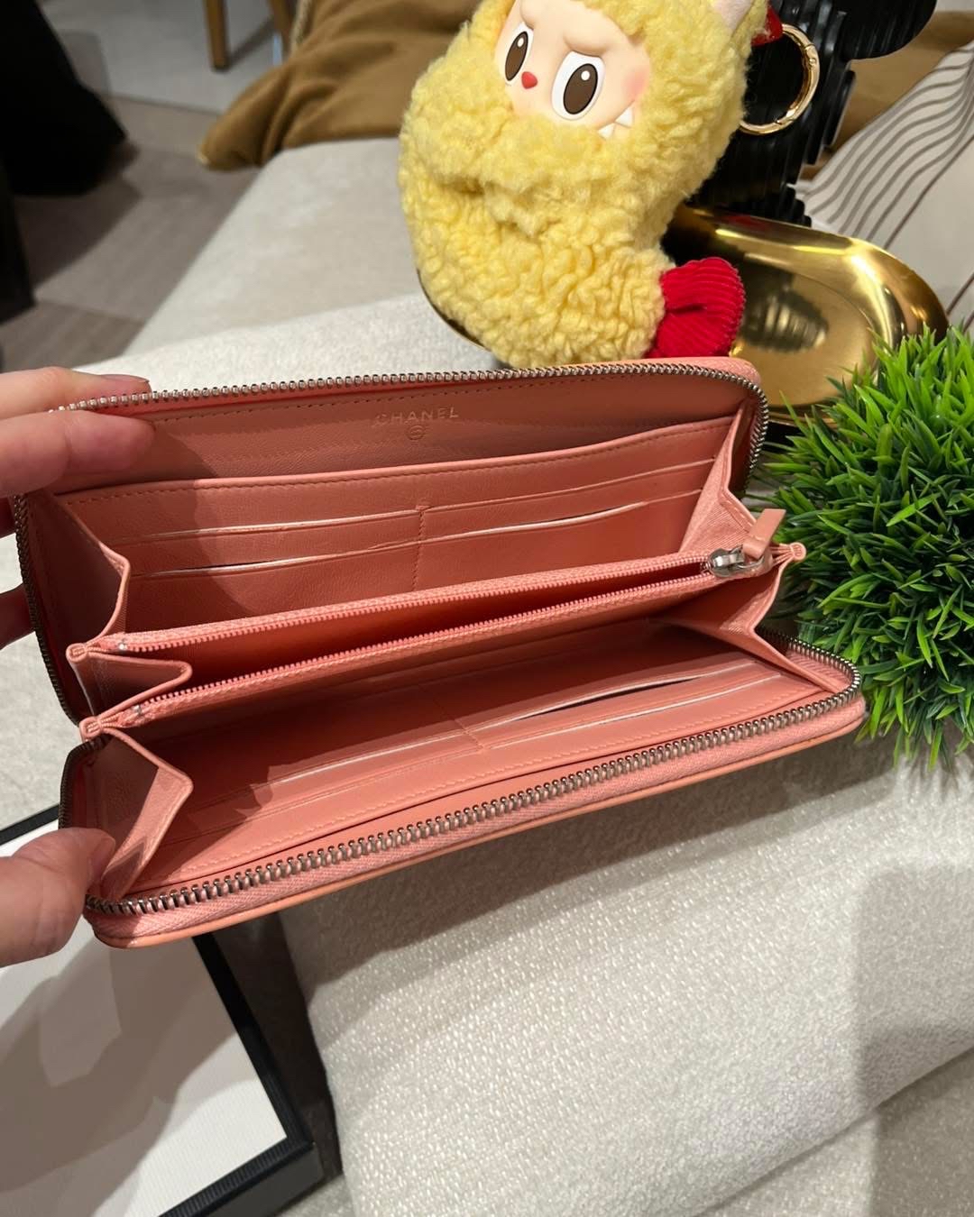 未使用品 Chanel zip wallet cc logo 拉鍊長銀包 ,100%Authentic, 未使用保存品 ✅貼✅Box