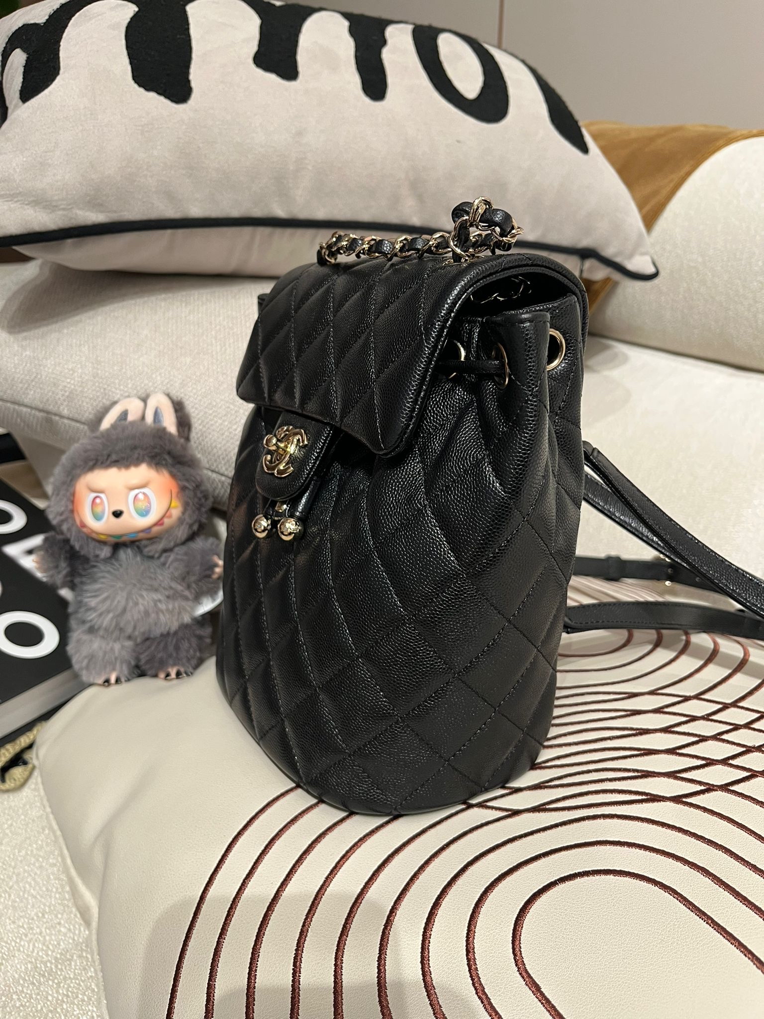 全新 Chanel classic backpack 荔枝牛皮黑色金扣 100%Authentic ,全新未使用品 ✅晶片✅dust bag✅盒 