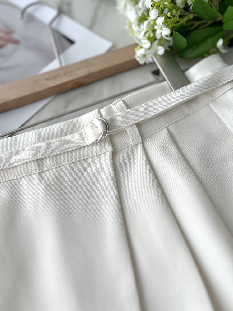 Asymmetric Wrap-Line Slacks (Ivory)