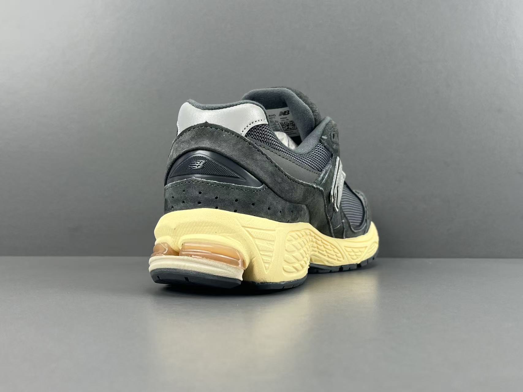 New Balance 2002R ML2002RHQ