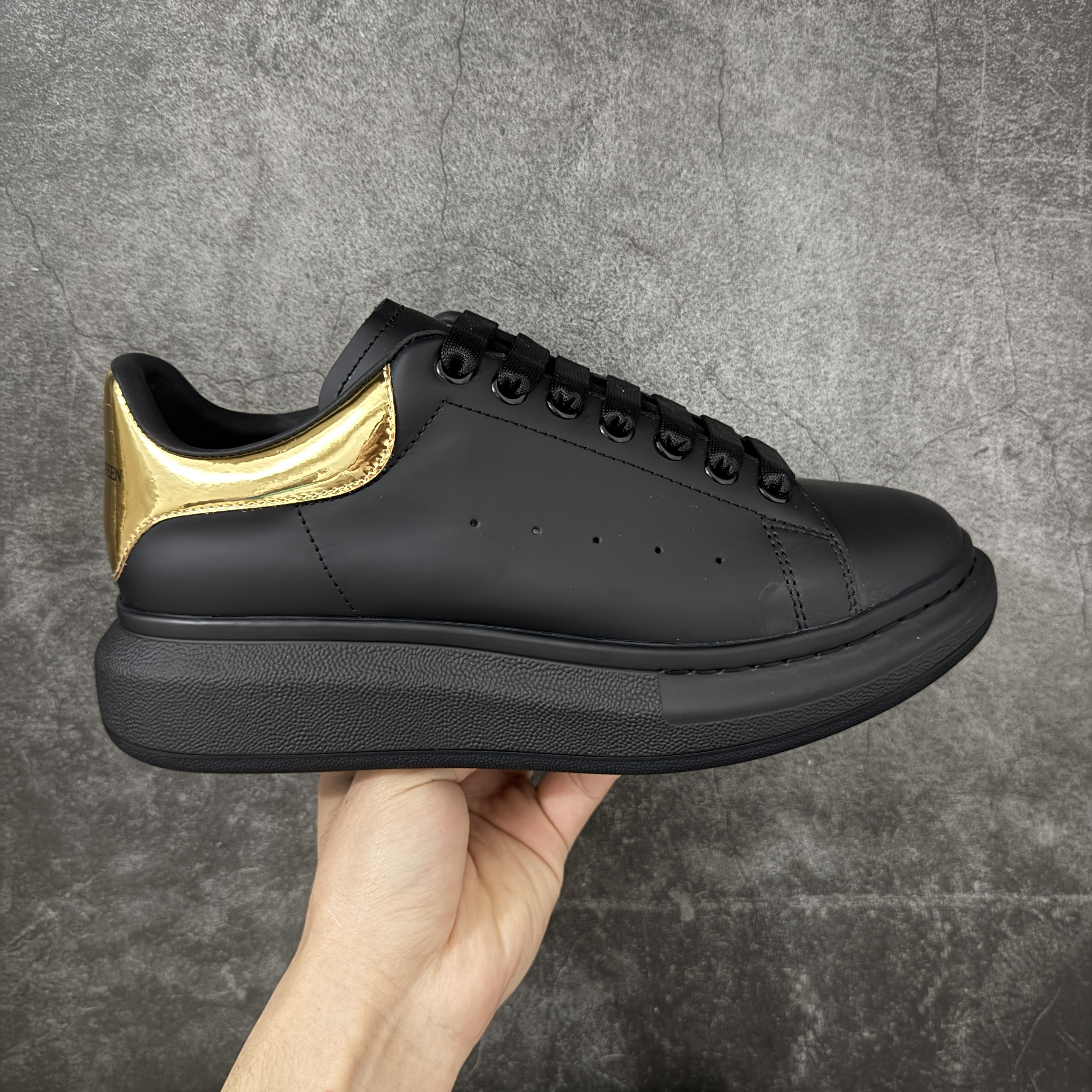 Alexander McQueen Oversized Sneaker