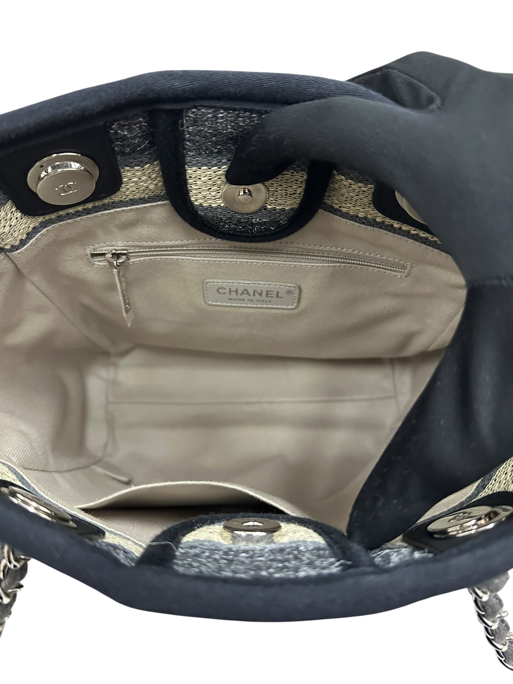 Pre-owned CHANEL Deauville Tote Bag / Product Code: 072805