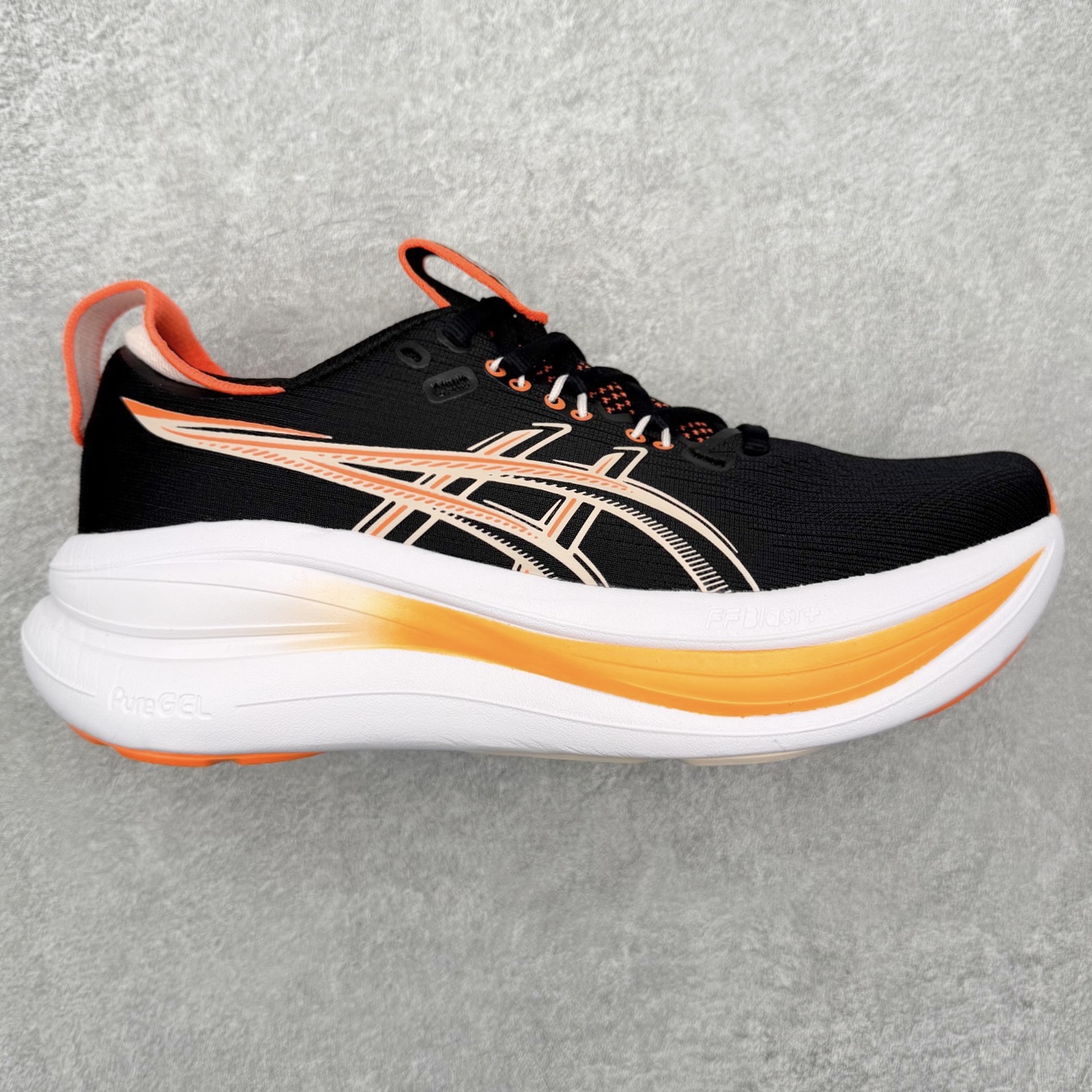 Asics Gel-Nimbus 28