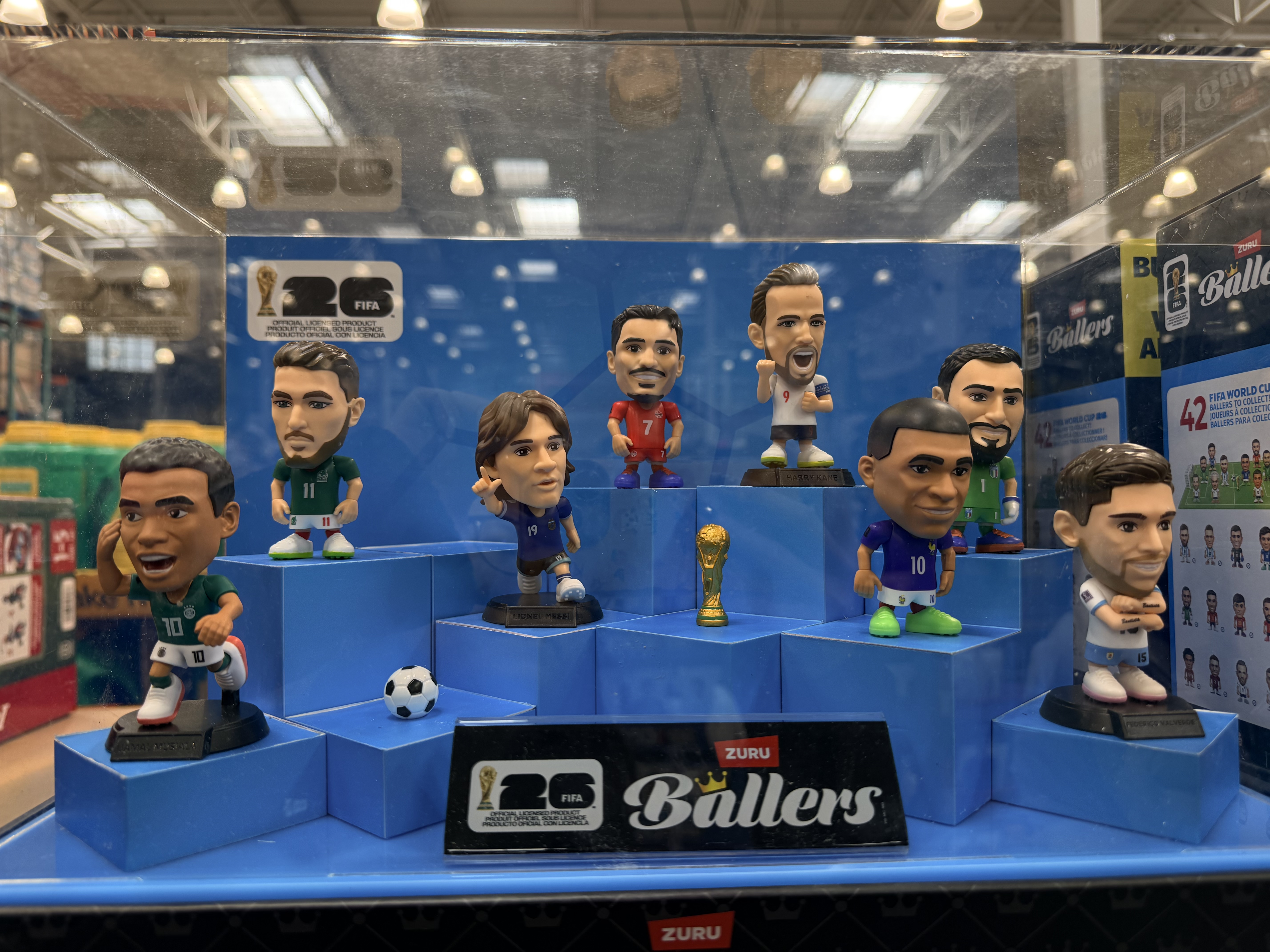 🏆 [2026世界盃限定] FIFA Ballers Figures 足球球星公仔盲盒 (4入) - 加拿大限定 Series 1 (美斯/麥巴比/卡尼)