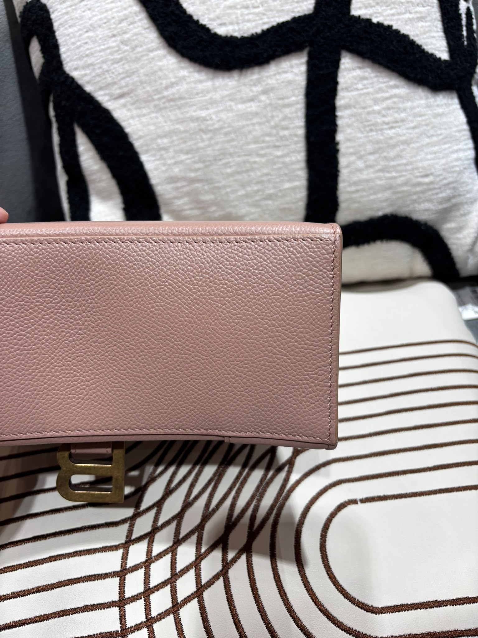 Balenciaga Nude Calfskin Hourglass 2 way bag 593546 100%Authentic, 98%New ✅Dust Bag