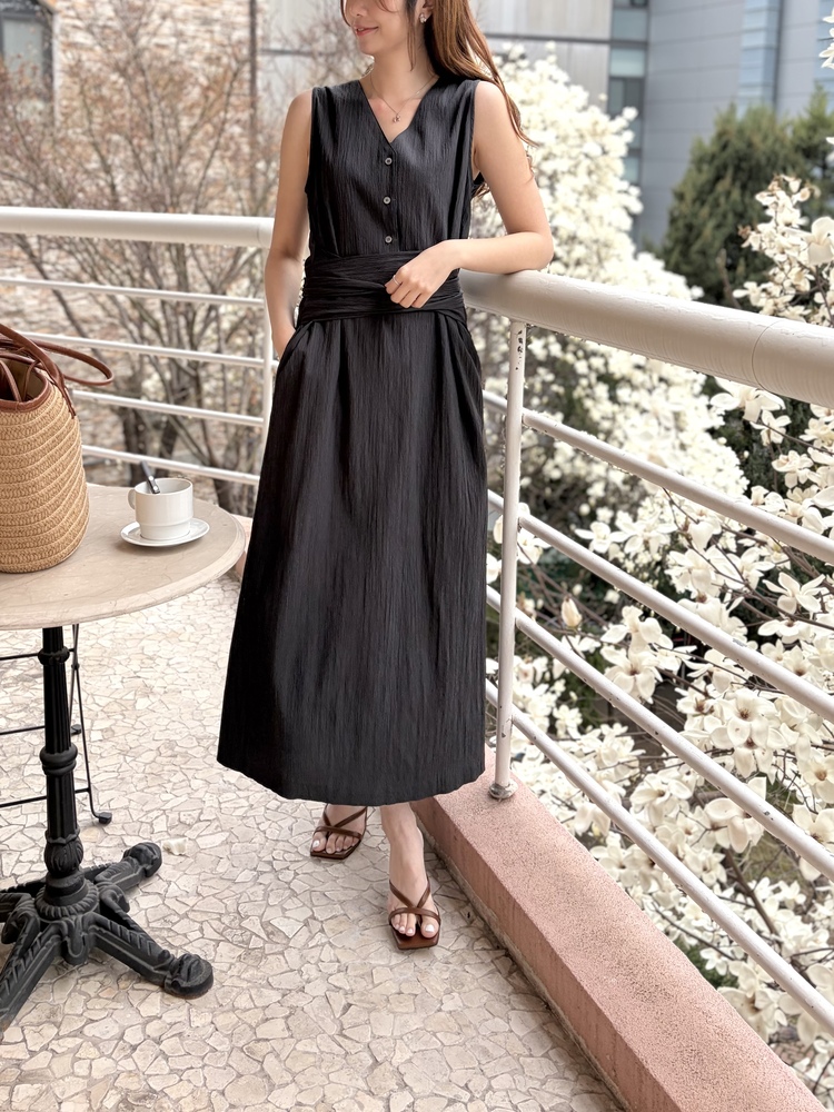 Arya Two-Way Textured Dress (Charcoal)