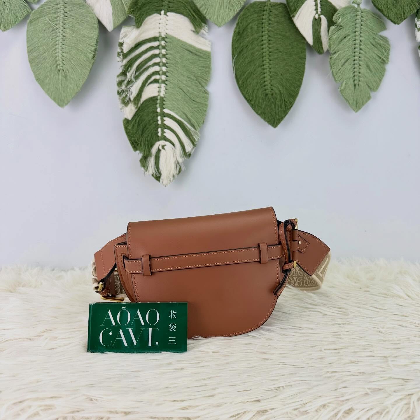 LOEWE 🤍PRE OWNED Mini Gate 焦糖色馬鞍包 斜肩包🤎