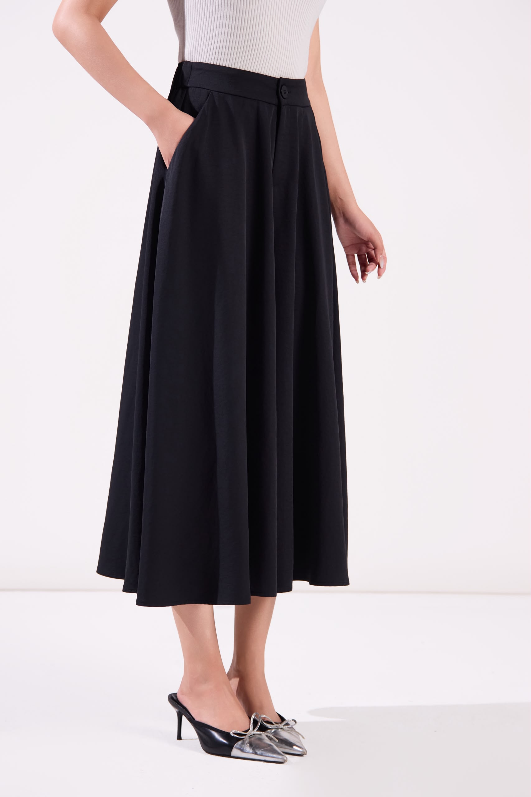 13241348 High-Waist Pleated Wide-Leg Culottes