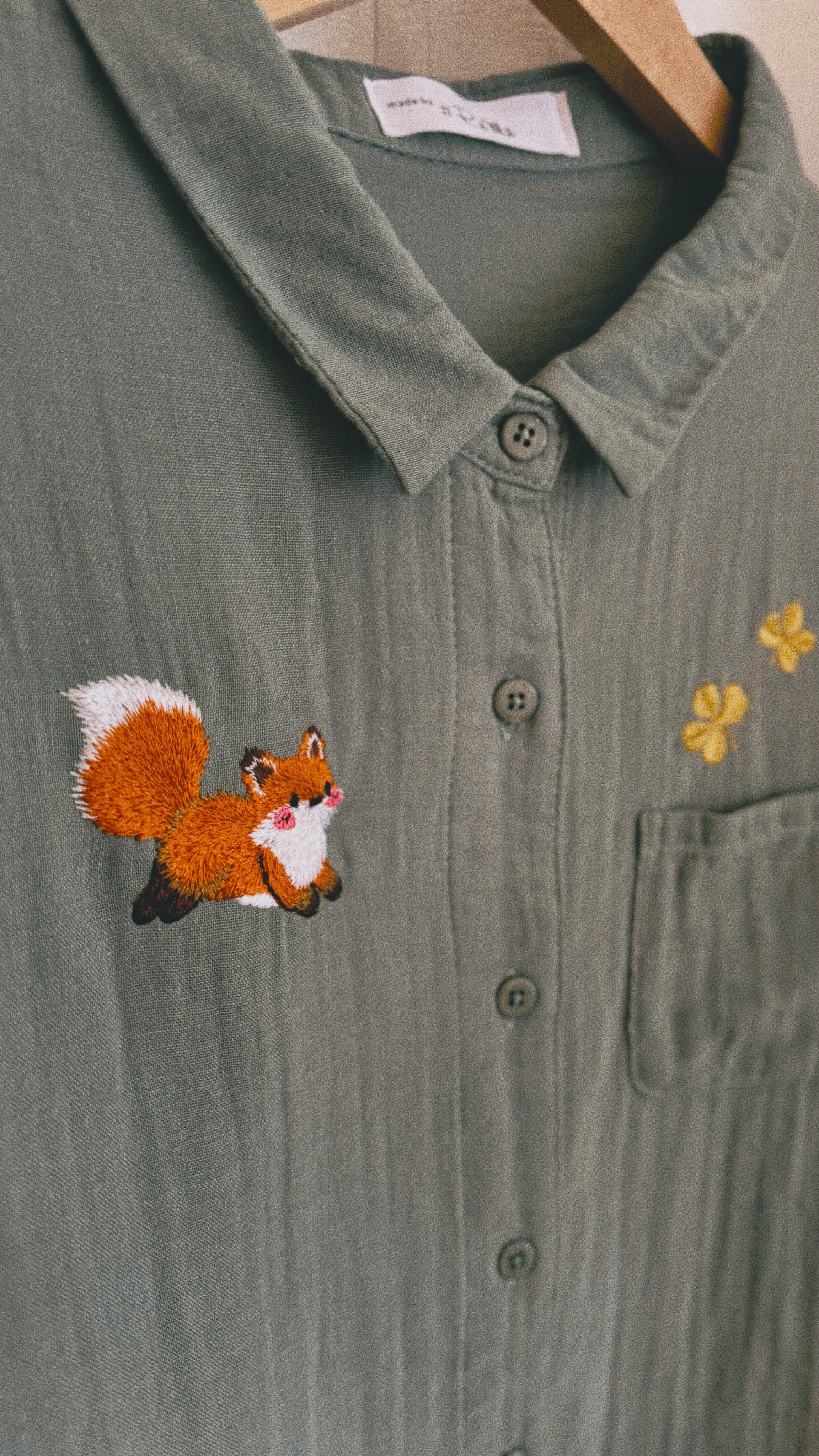 A Fox Kind of Day｜独家手作刺绣衬衫 🦊
