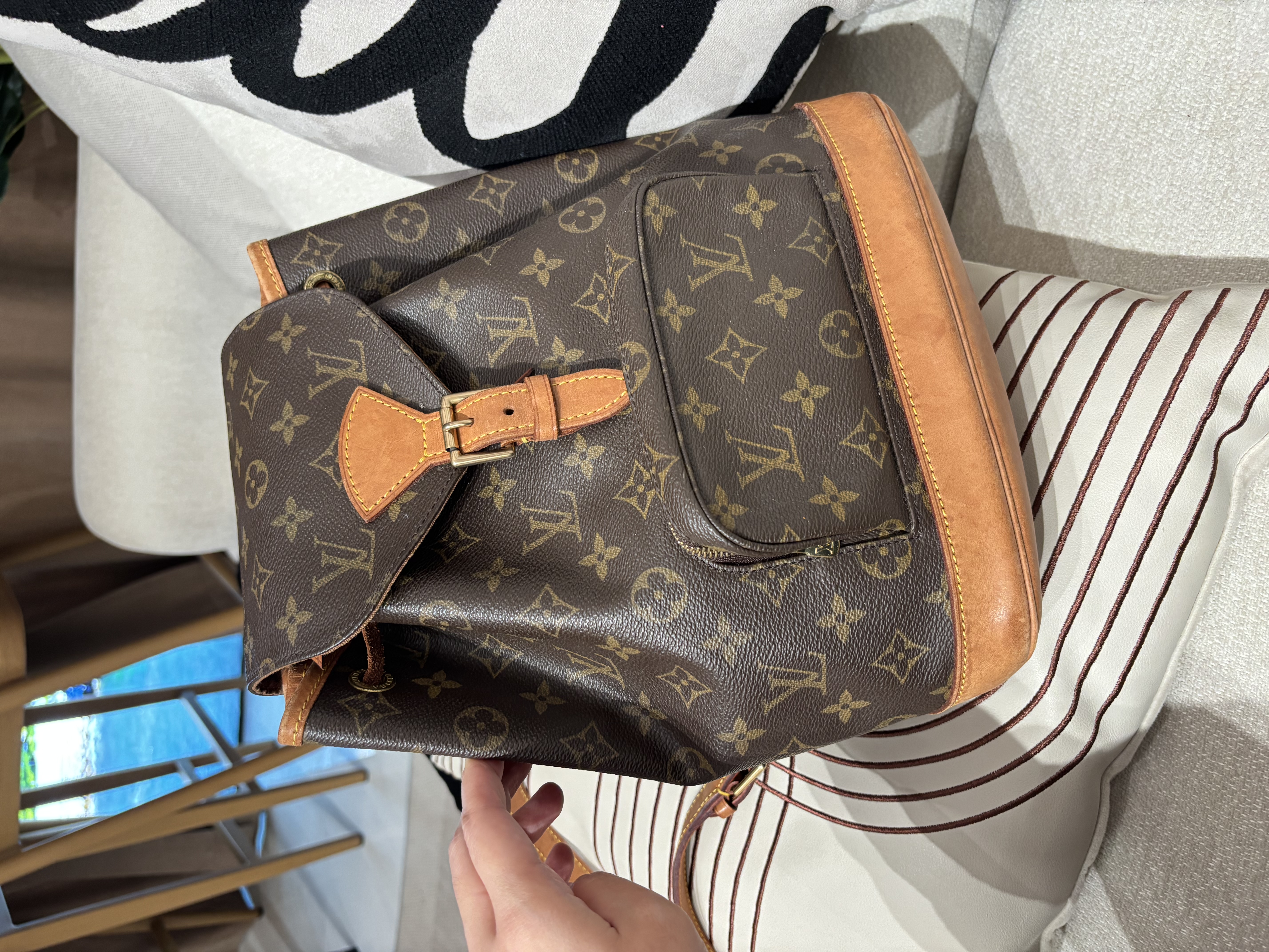 Lv 