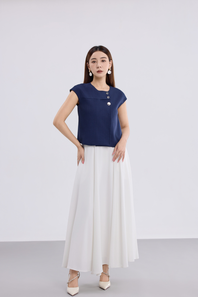 10141323 Celeste Sculpt Boatneck Top