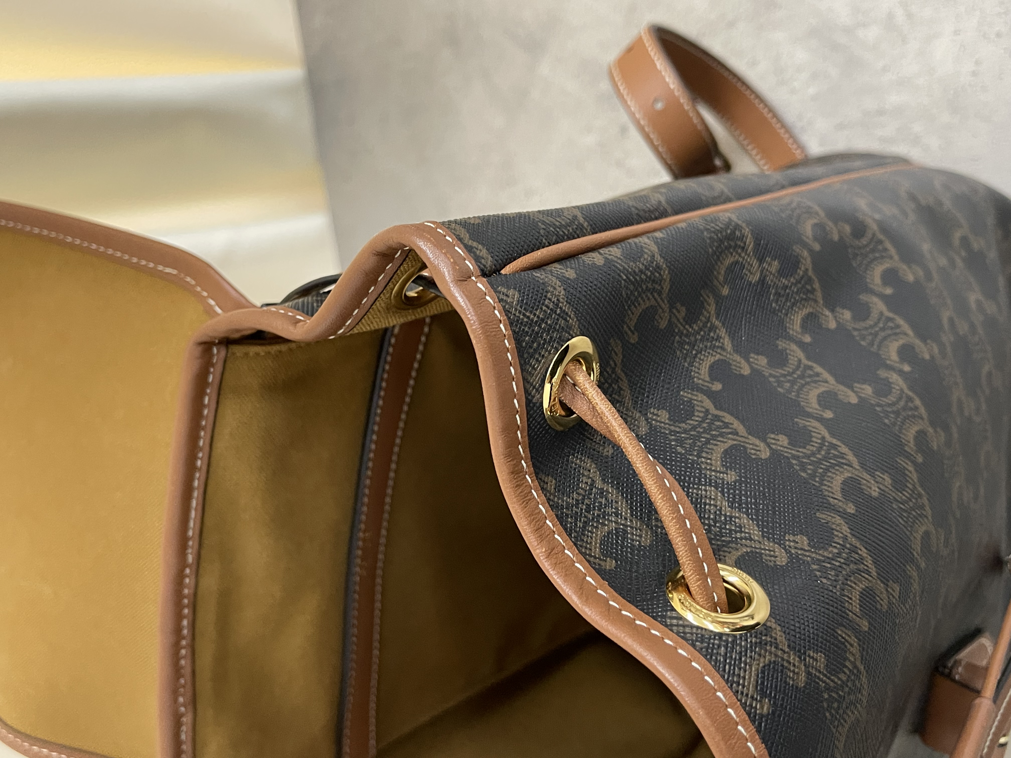 Pre-owned Celine Bucket Backpack/ Product Code: 26012608