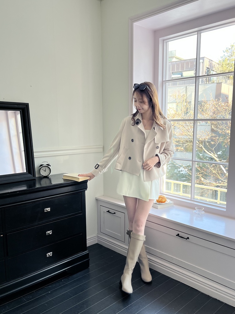 Trench-Style Short Coat (Beige)