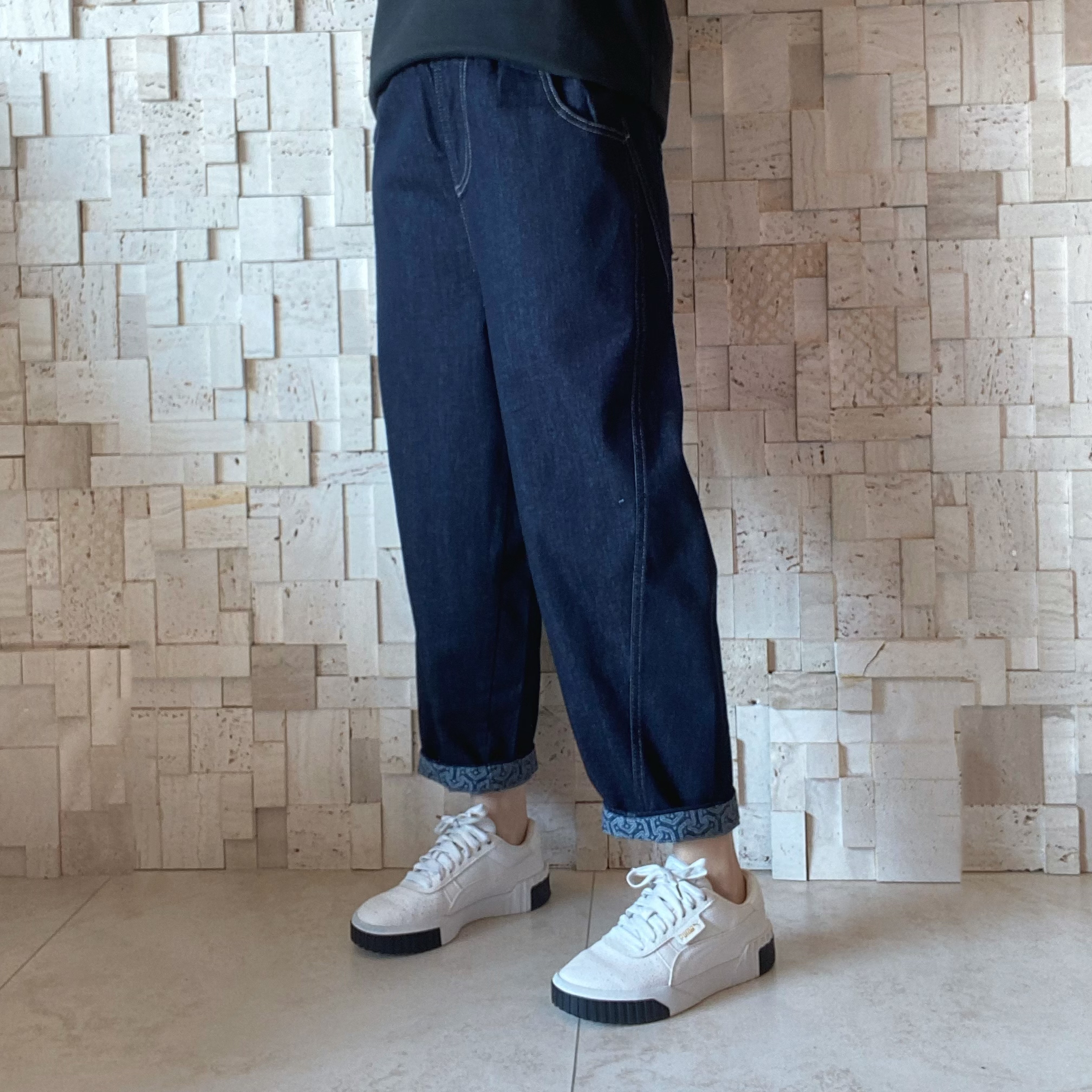 B00555 撞花紋腳邊牛仔褲