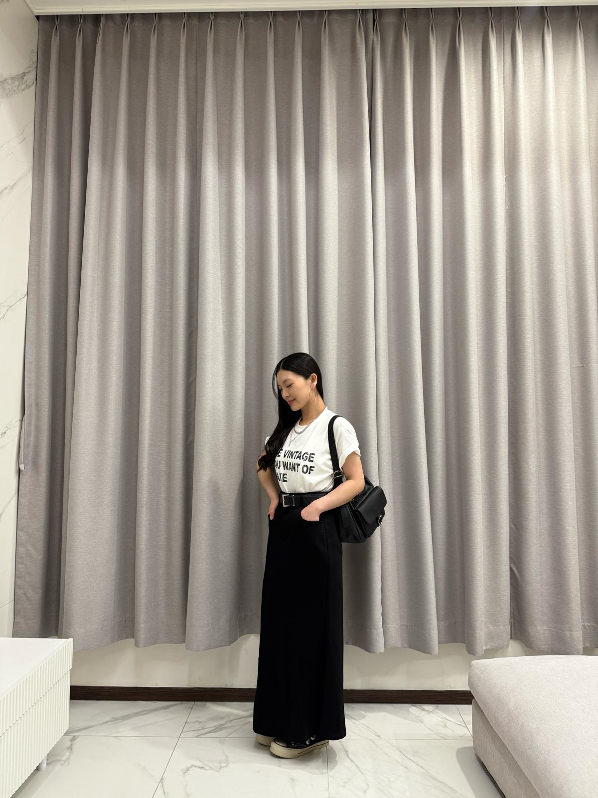 M01 前後擦色英文字Tee