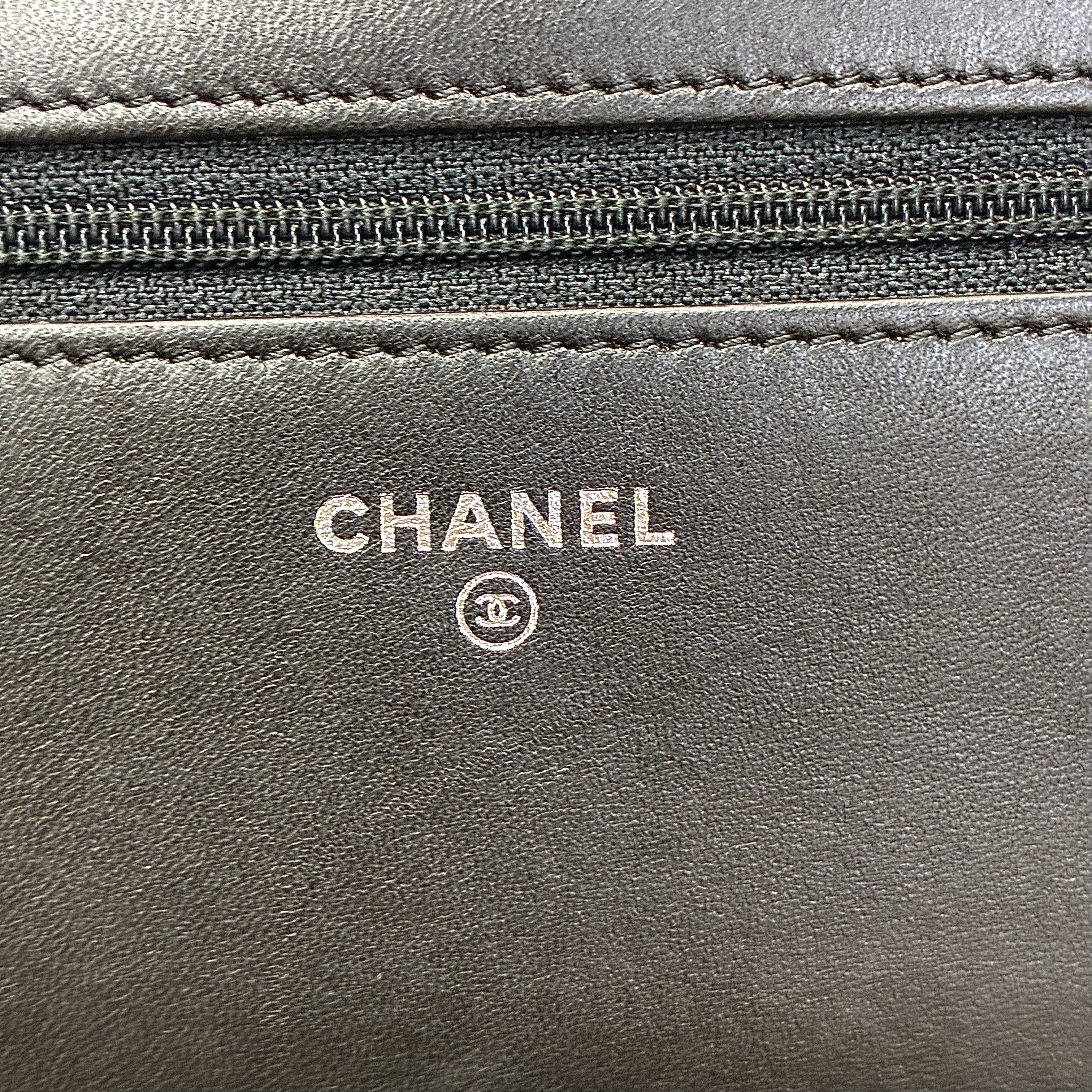 Chanel boy woc黑色銀扣