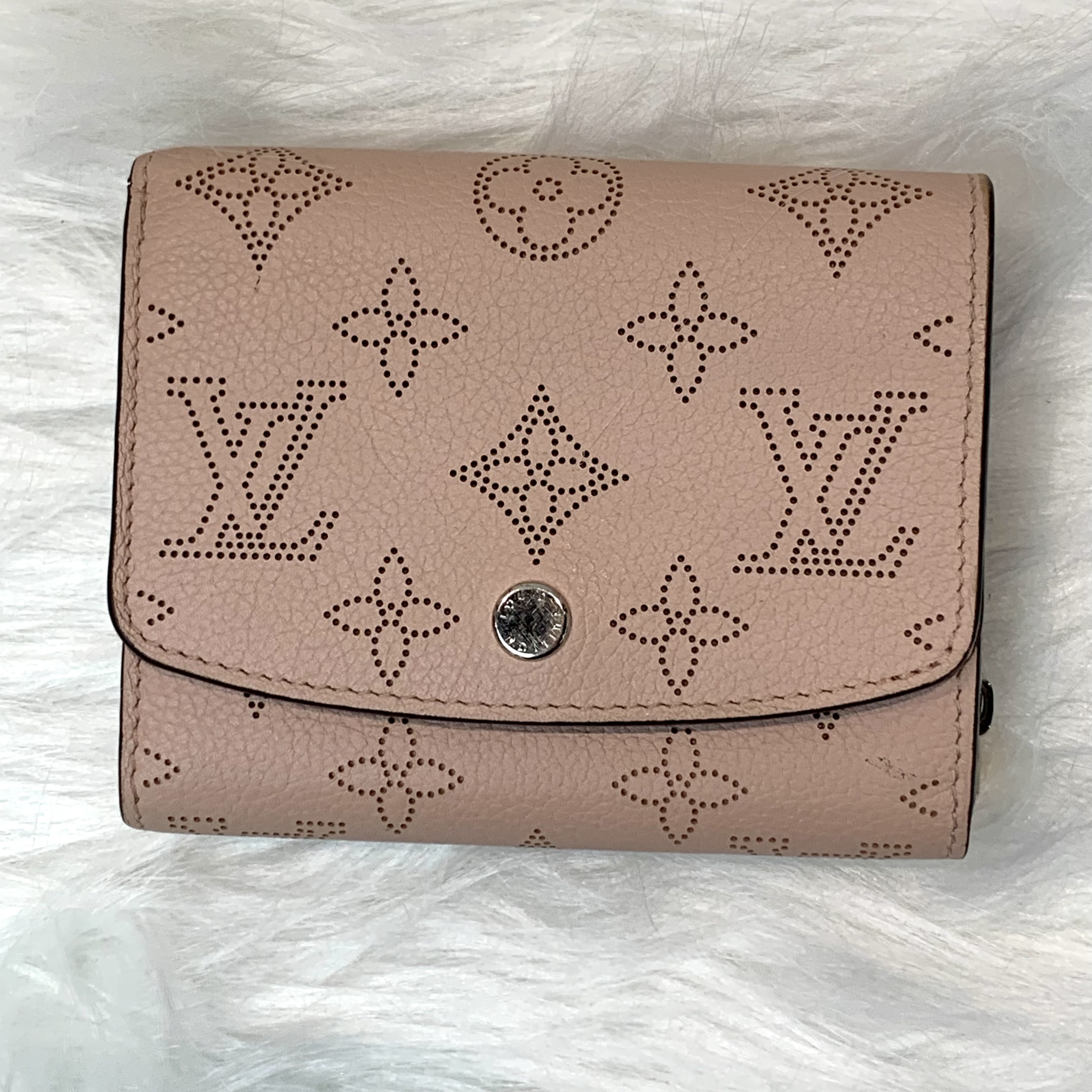 LV老花 Mono-Mahina Short Wallet 粉色短錢包