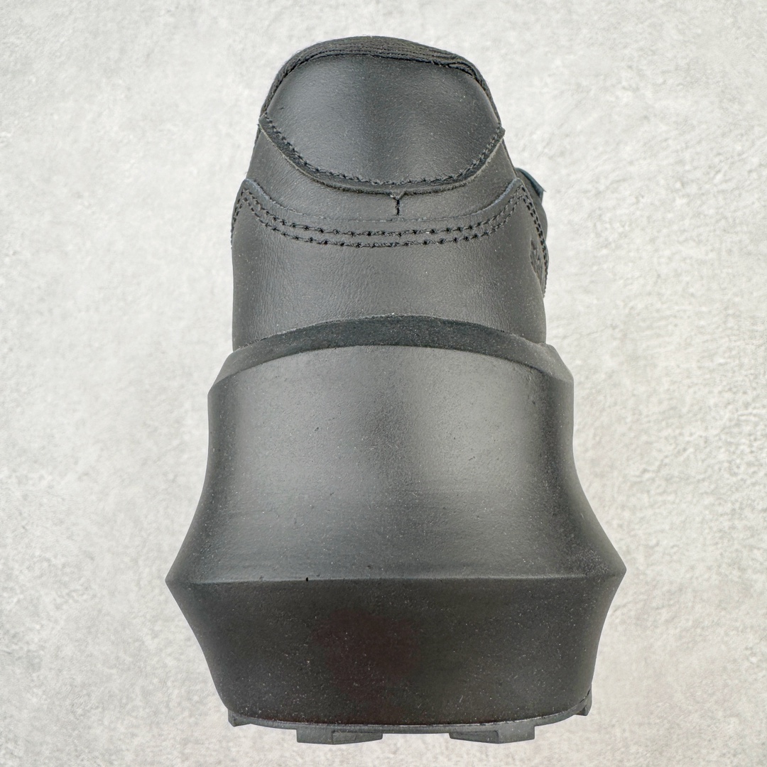 Comme des Garçons x Salomon SR811 Platform