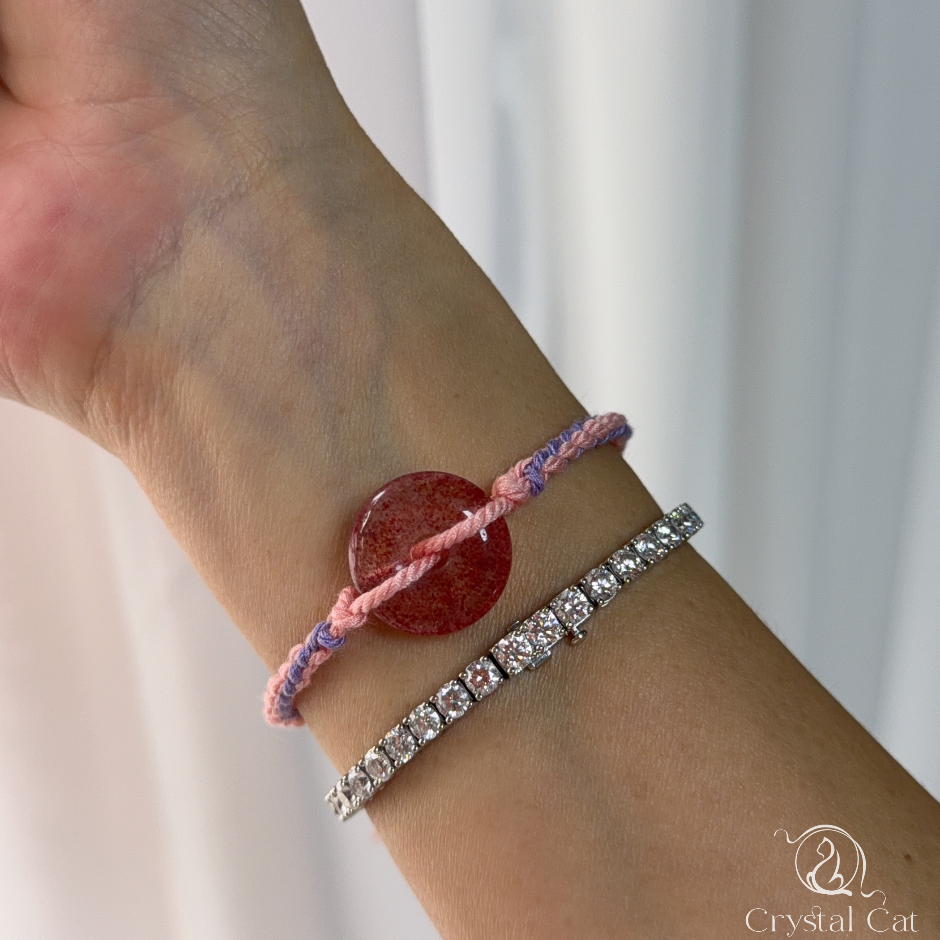 草莓晶平安扣襯手绳