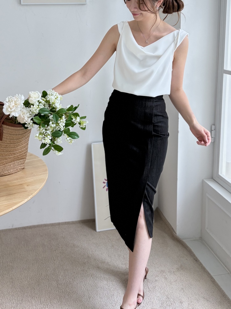 Front Slit Pencil Skirt (Black)