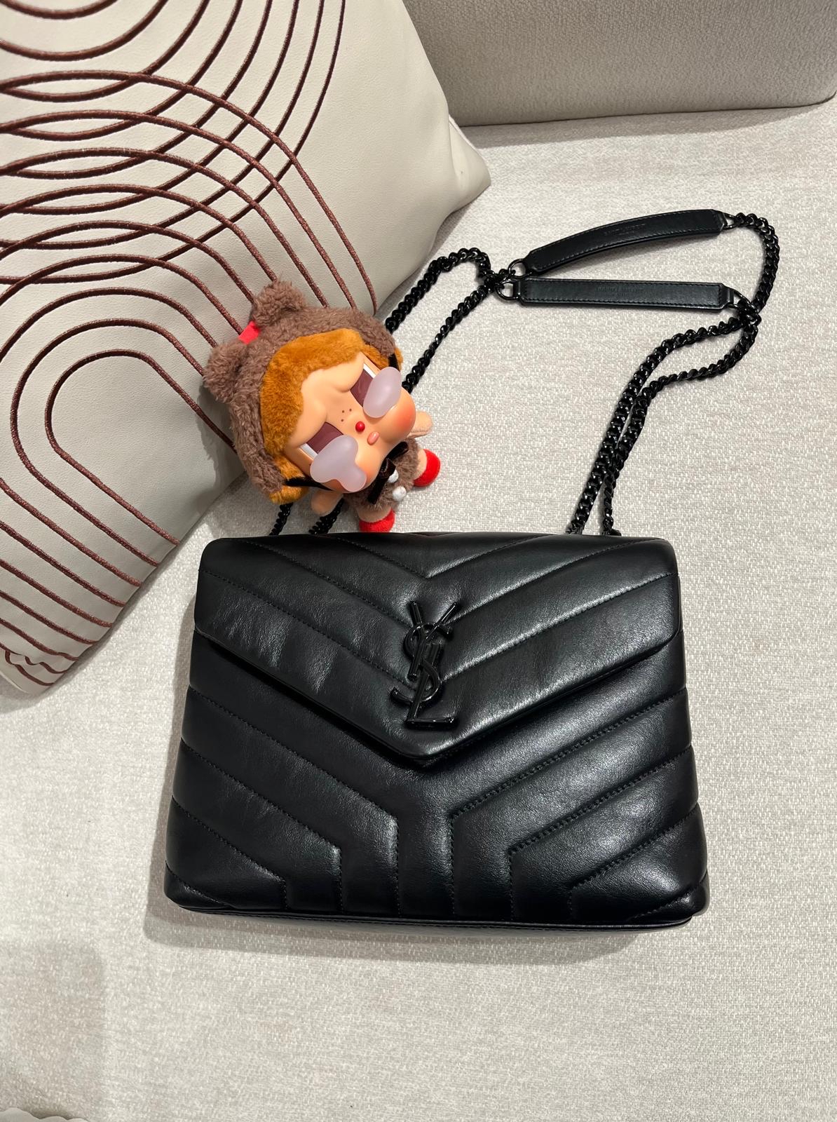 YSL Loulou small flap bag So Black Calfskin 100%Authentic,98%New ✅ certificate ✅Dust bag