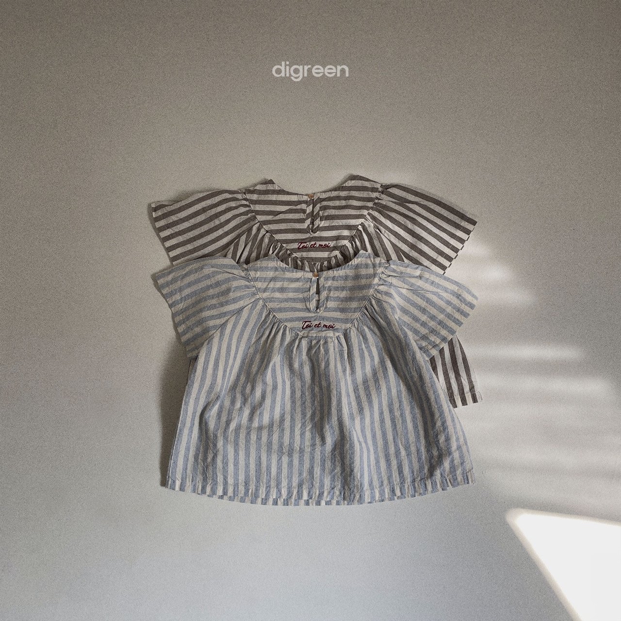 Digreen ｜stripe Blouse （Blue M 90-100)