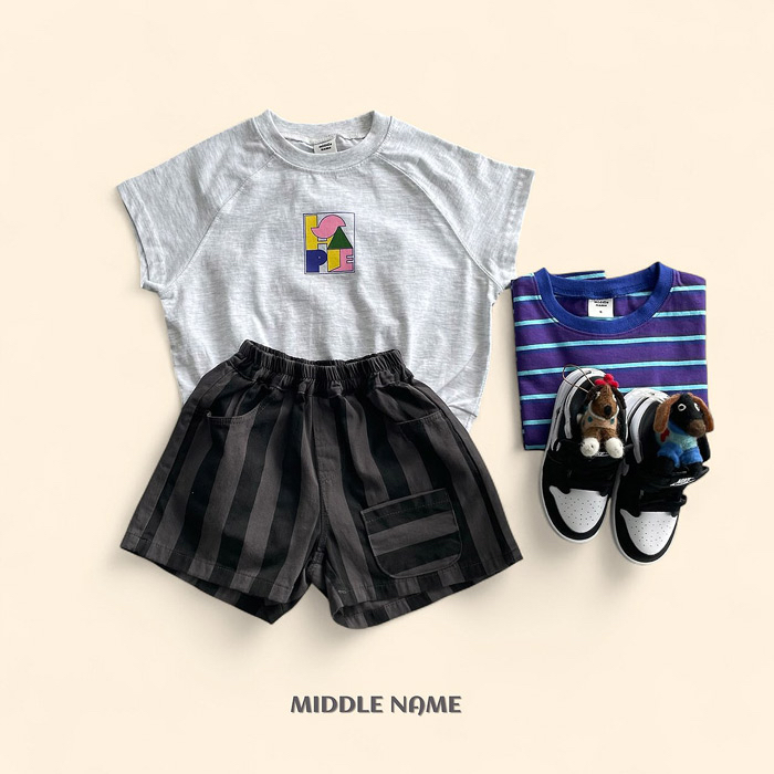 🇰🇷middle name tee